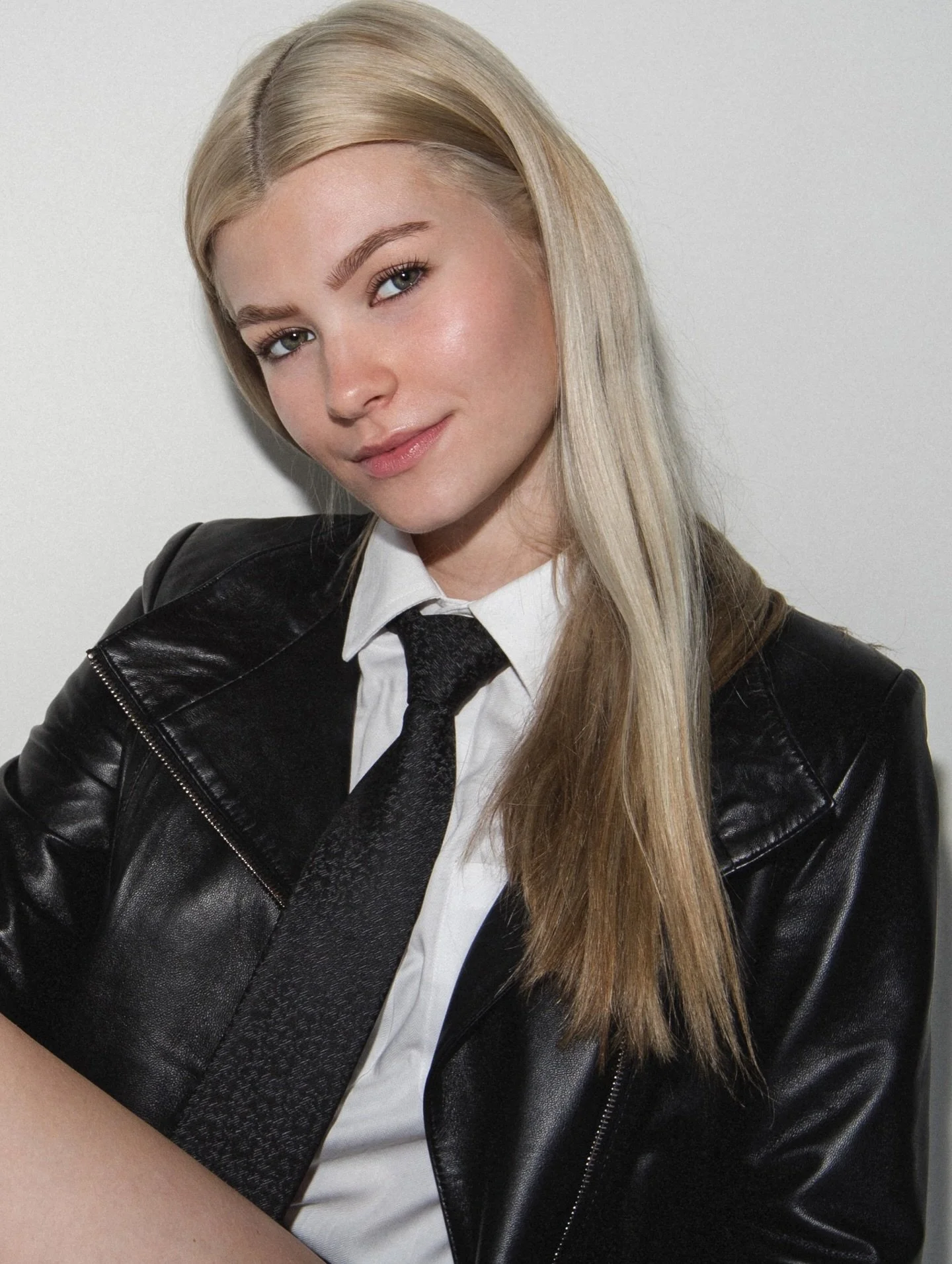 NICOLE ✨

By @neal_lemonlime 📸