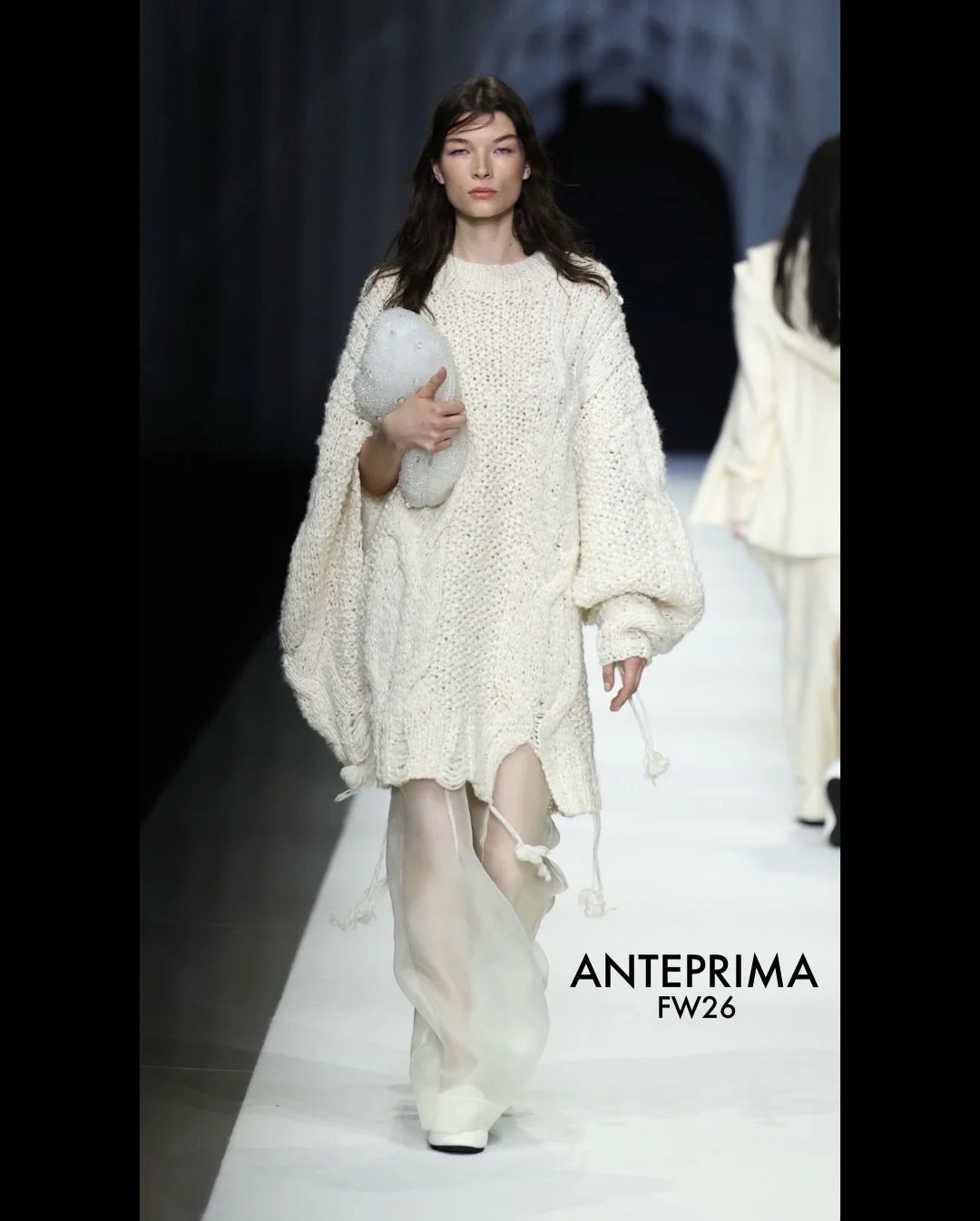 MAGNOLIA x @anteprimaofficial ⭐️

FW26 Milan Fashion Week

(Closed)

Milan Agency: @women_milano 
Creative Director: @izumianteprima 
Casting: @ciuciprioricasting 
Styling: @micheladan 
Makeup: @andreaporro.mua / @annamarianegri 
Hair: @davidediodovi