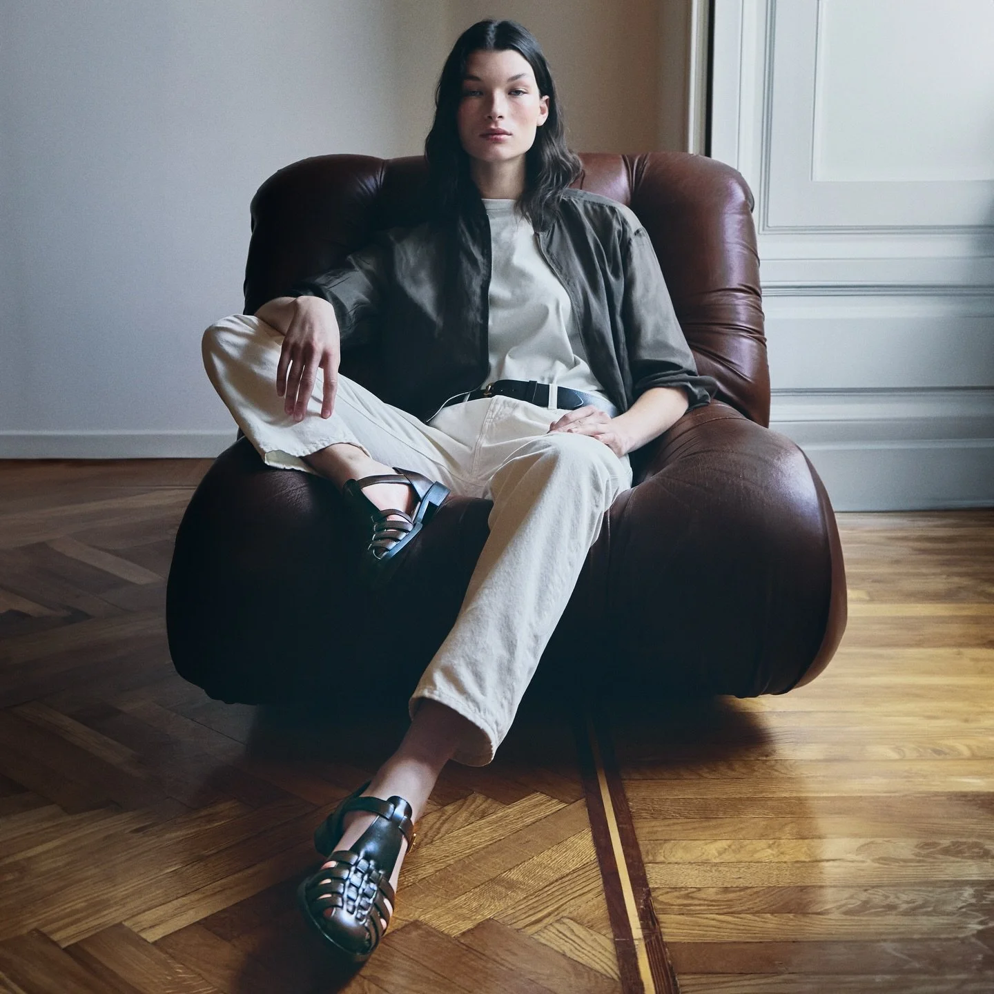 MAGNOLIA for @churchs featured in @drepubblicait Vinyl Issue ⭐️

✨ @women_milano 

Photography: @__fabriziomartinelli 
Styling: @fran_ottaviani 
Hair: @danielamagginetti 
Makeup: @ricky_morandin