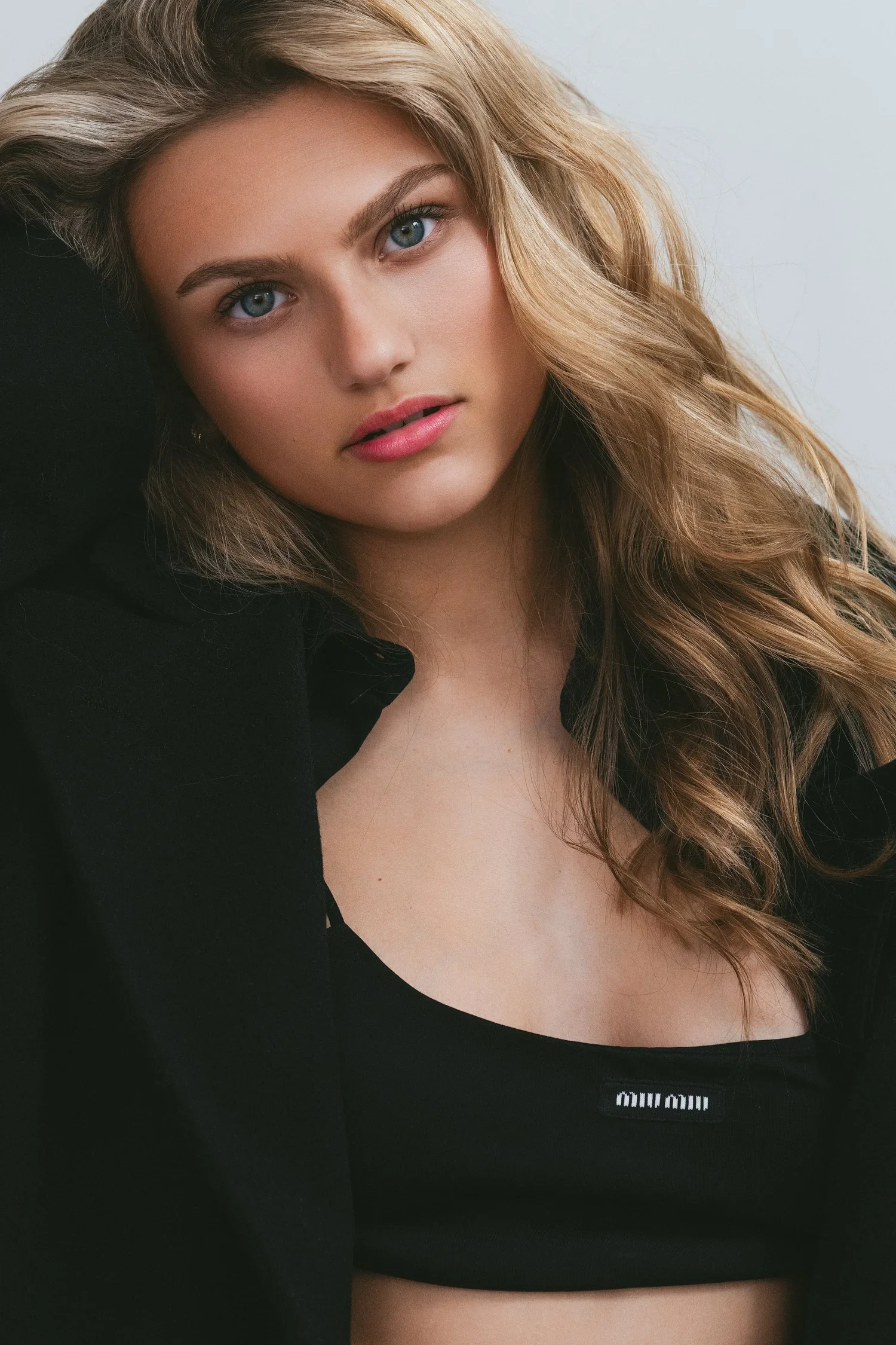 Caitlin2311-4.jpg.webp