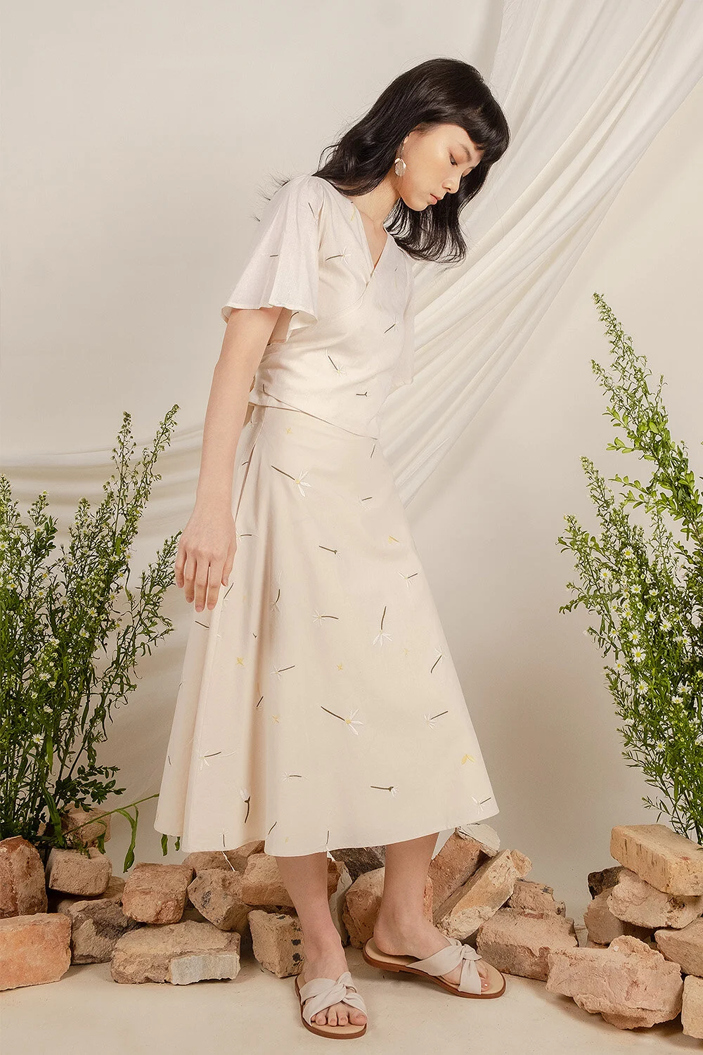 midi skirt ivory