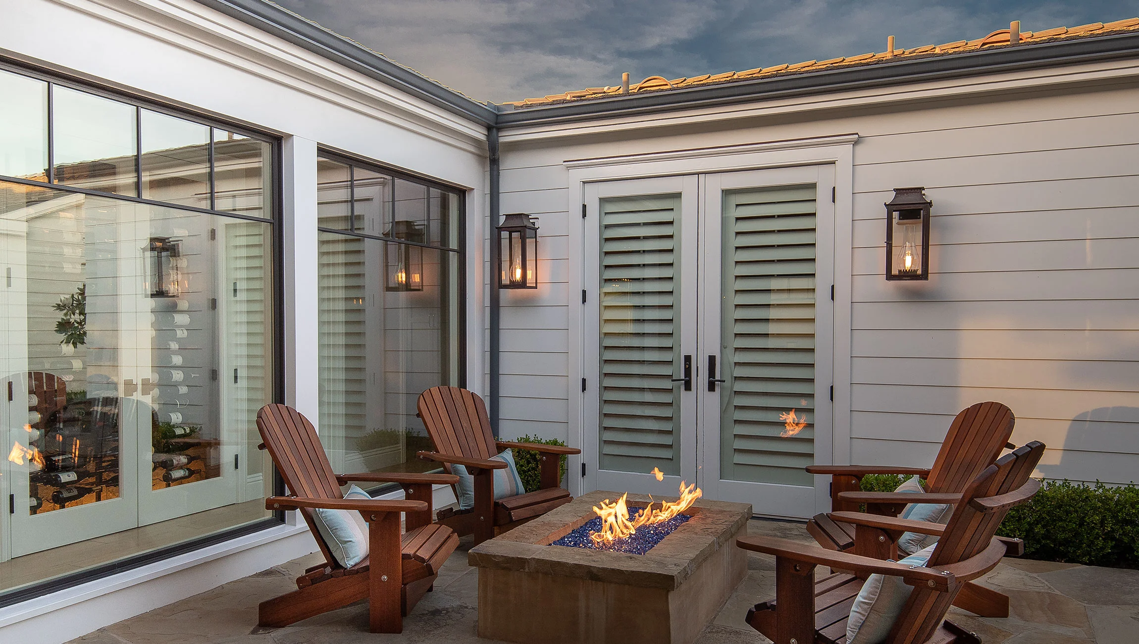 HV-INT-PATIO.jpg