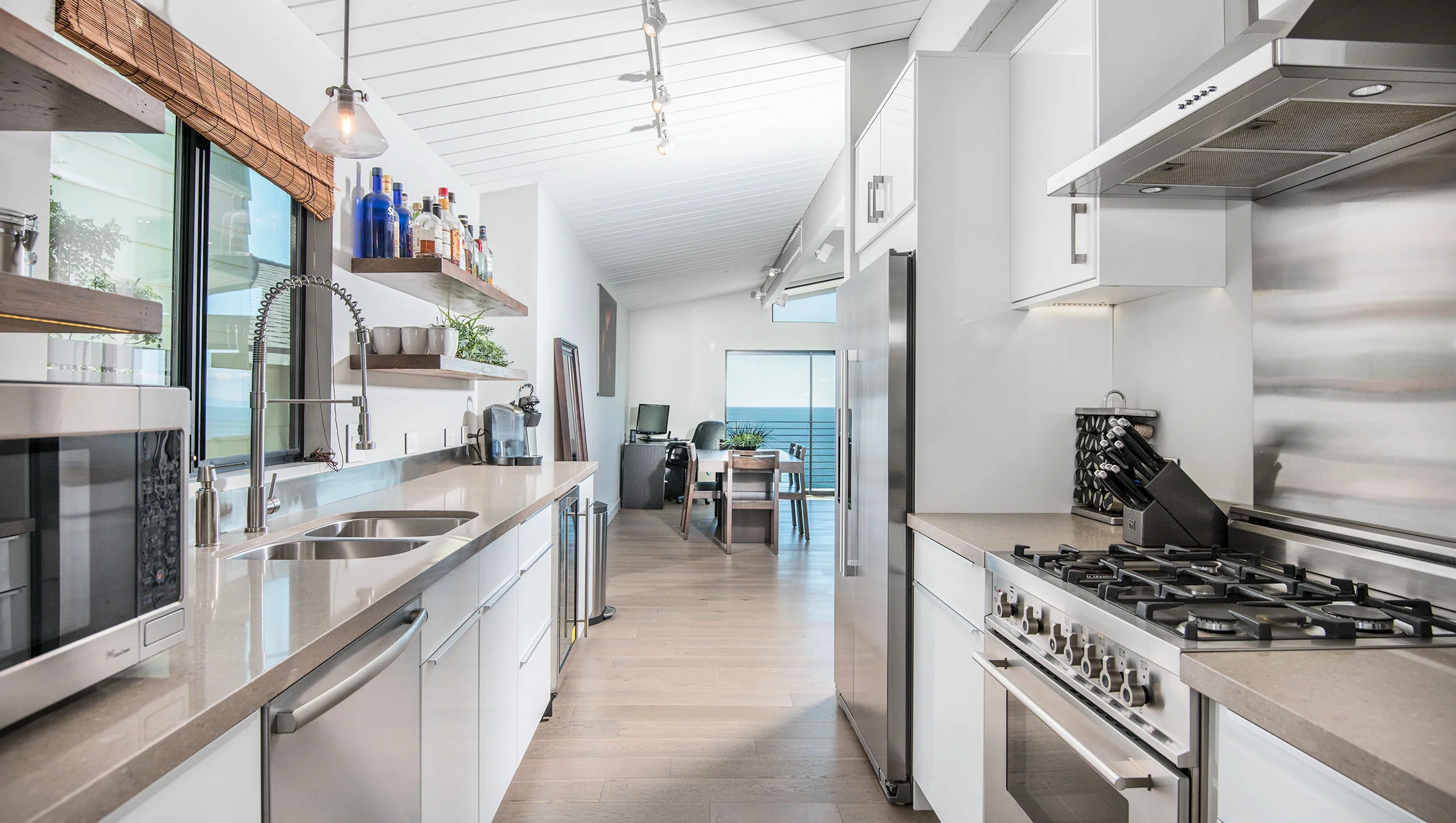 LB-KITCHEN.jpg