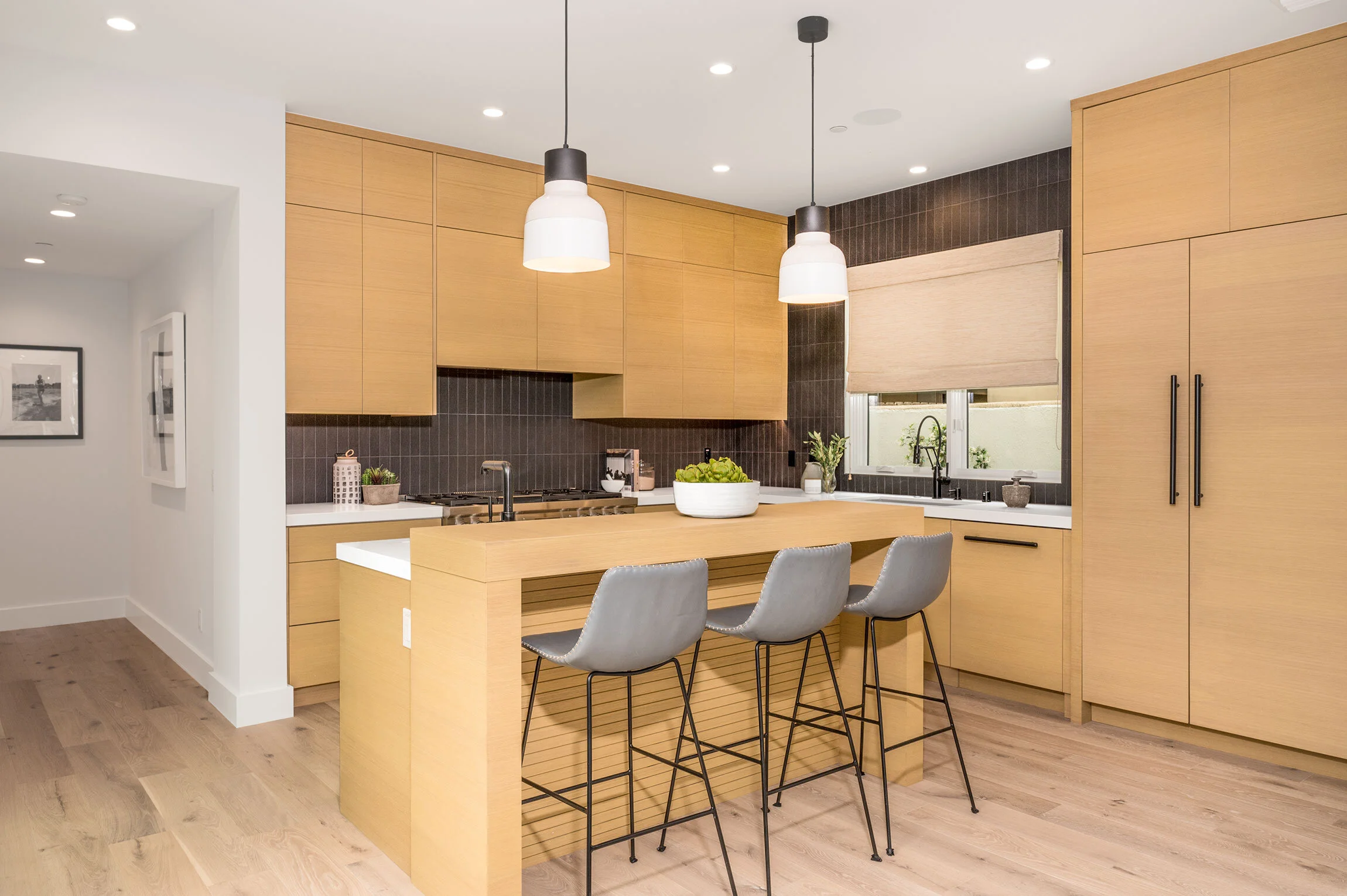 302_Iris_Kitchen-1.jpg