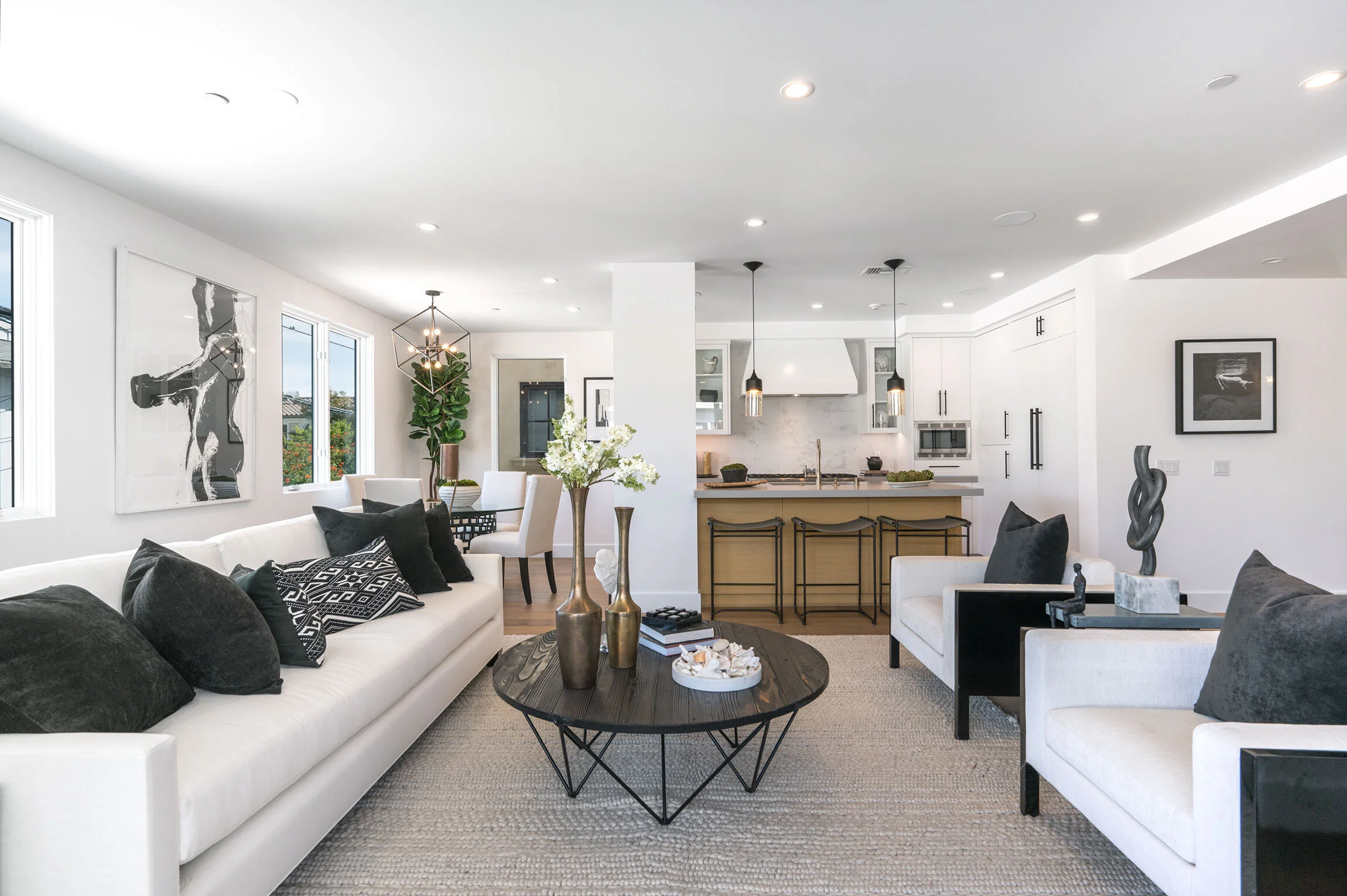 302-5_Living-Room-1.jpg