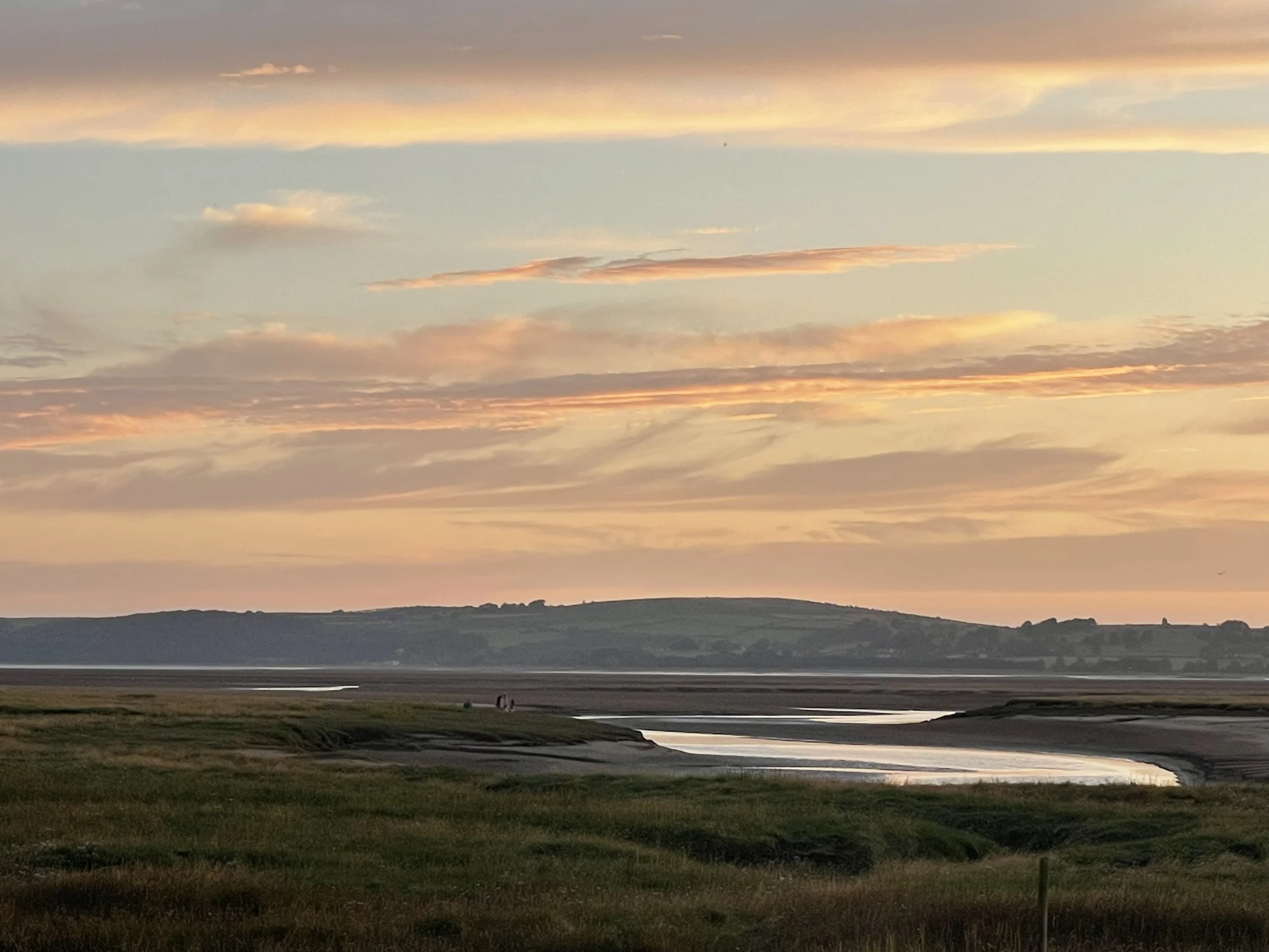 Waarom?  Waarom al dit afzien?  Een woord van troost. 