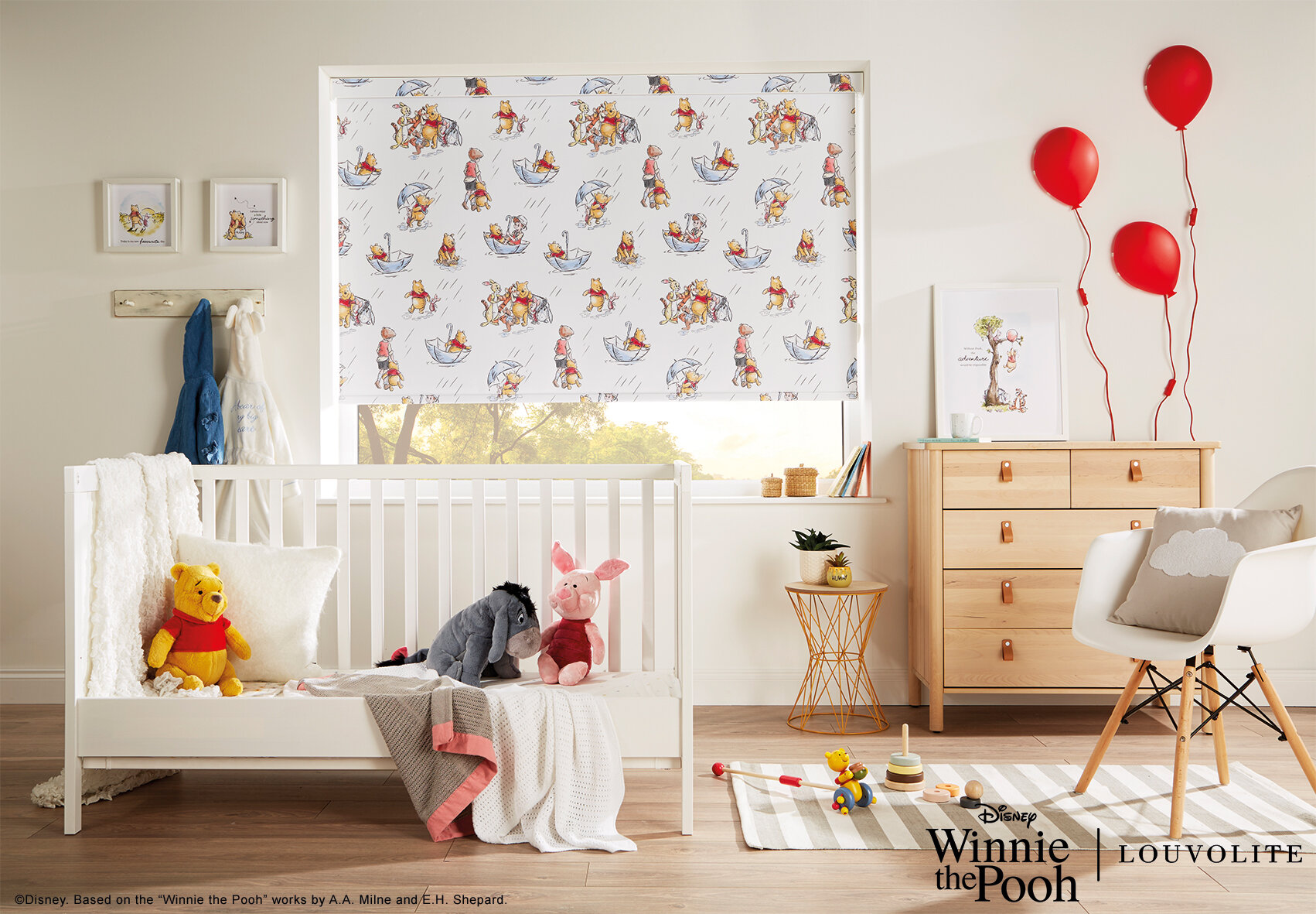 LL_2019_Disney_Winnie-The-Pooh-and-friends_70mm_Nursery_Main-Open_TM_Mail.jpg