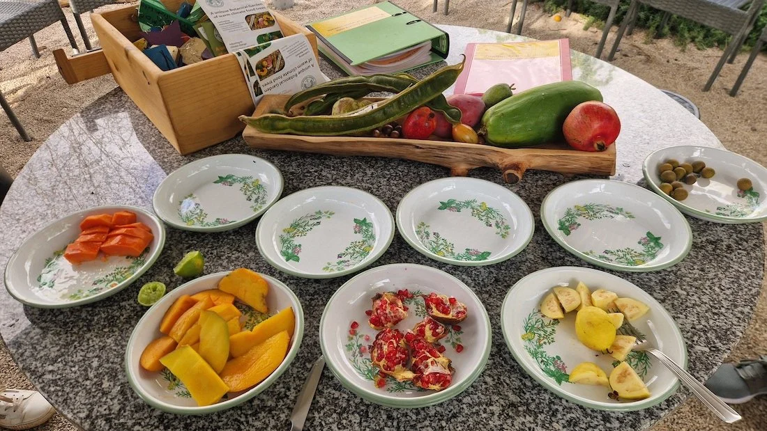 Fruit tasting for botanical garden visitors