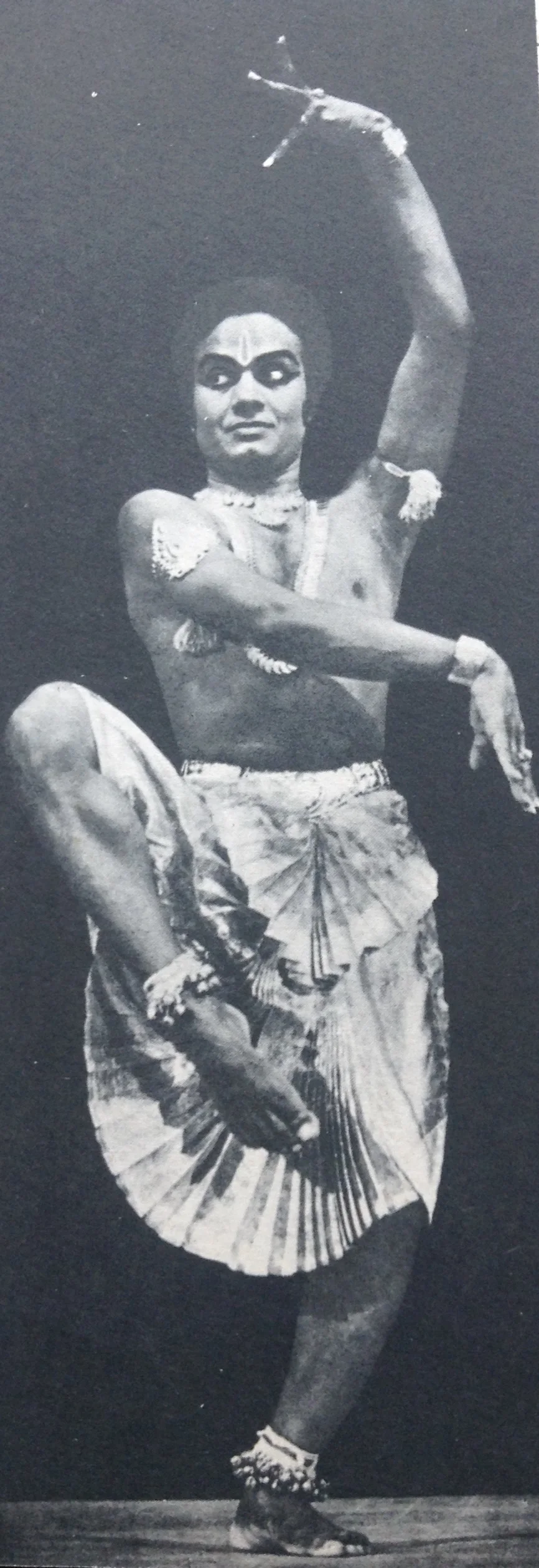 Tandava (Masculine, Majestic movements)