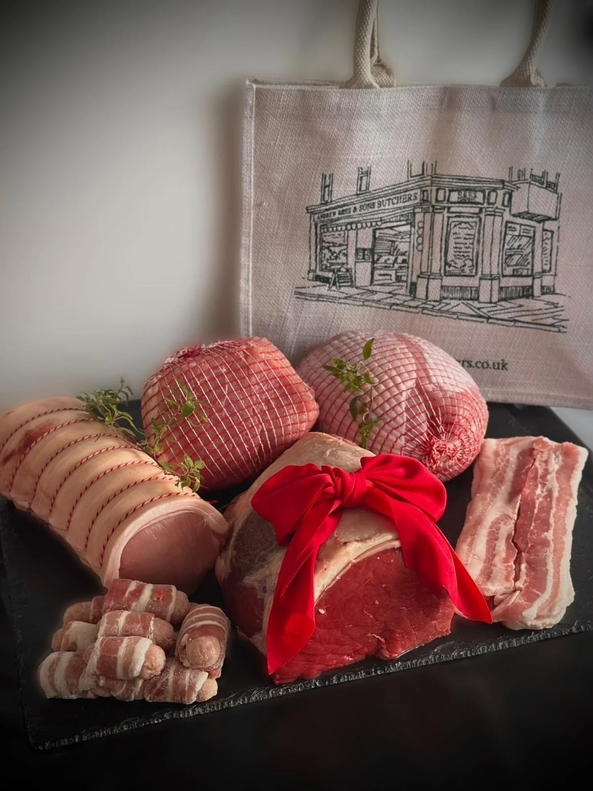 Xmas Hamper Tinsel.jpg