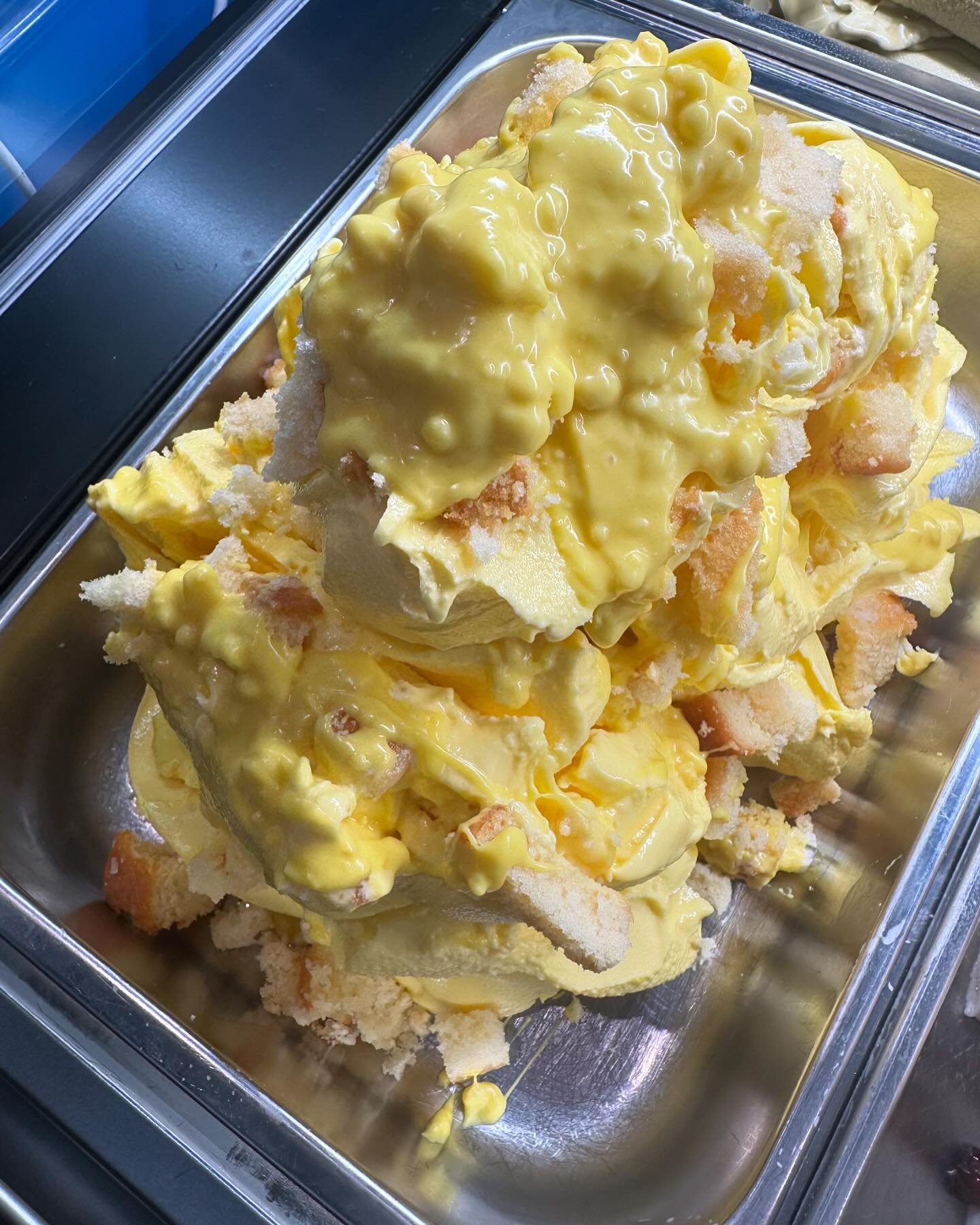 We&rsquo;ve had our friends from @antonelli_uk in today with some new recipe ideas. We loved them all and they&rsquo;ll be featuring in the cabinet soon 🥰. They&rsquo;re all available today if you&rsquo;d like to try some pretty incredible gelato 💙