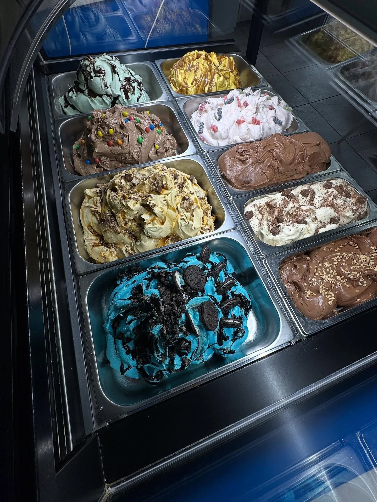 Halloween Weekend 👻 🕷️ 🎃 

We&rsquo;ve got a full cabinet - something for everyone. 💙. 

Check our stories for a full list of flavours 🥰