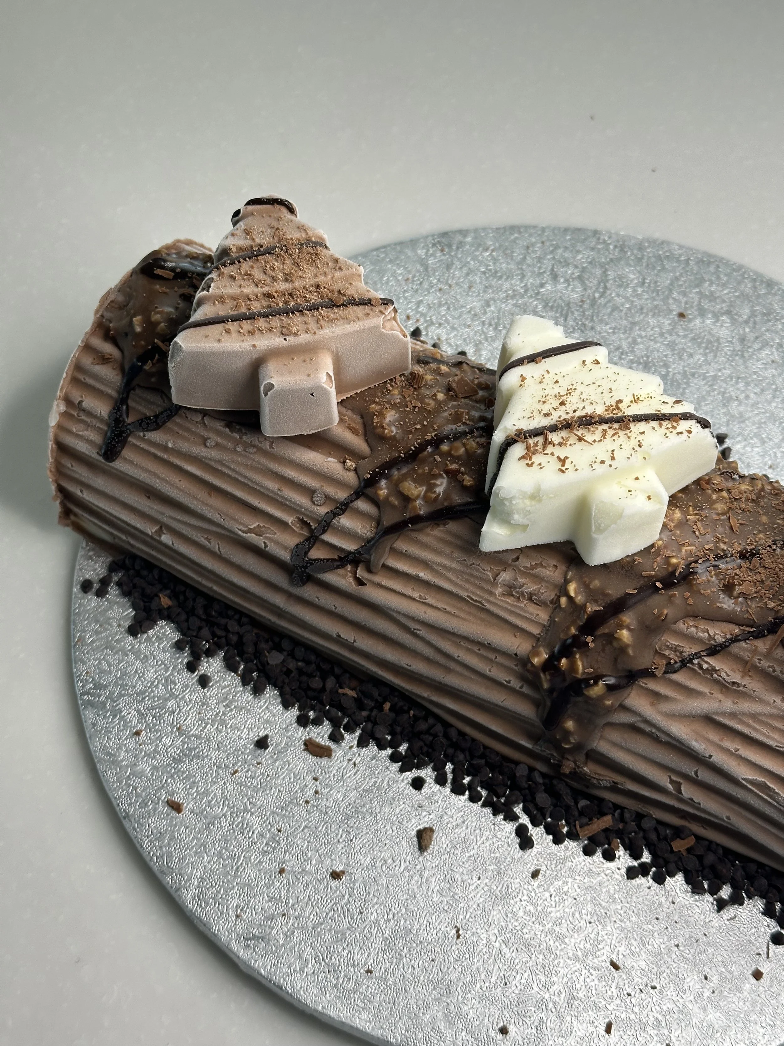Gianduja Yule Log Gelato Cake