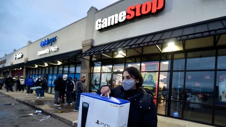 Short Selling: What it is, why it's risky and how the 'squeeze' happens