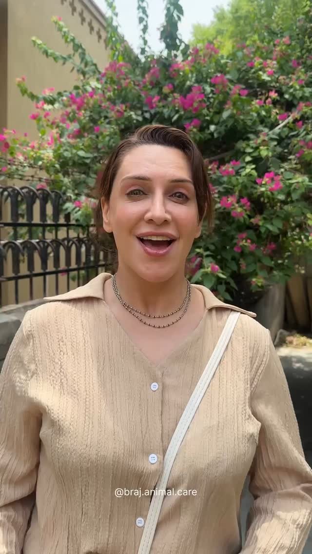 Our dear friend and supporter Saloni ji @saloni_belaid joined us today for feeding after a couple of years away! She’s been closely following all our work via social media, so in a way it was like she never left! Saloni ji was so happy to spend
