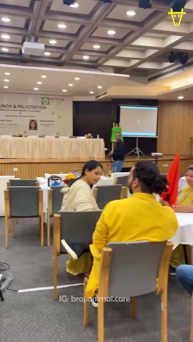 Stepping out of the serene fields of Braj and into the halls of governance,
πΎ Honoured to have met with the Prof. S.P. Singh Baghel, Hon’ble Minister of State of Fisheries and Animal Husbandry, during an animal care event at India Internatio
