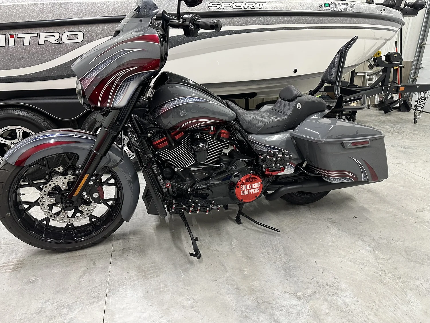 VILLAIN Street Glide Handle Bars Black & Chrome — Siouxicide Choppers