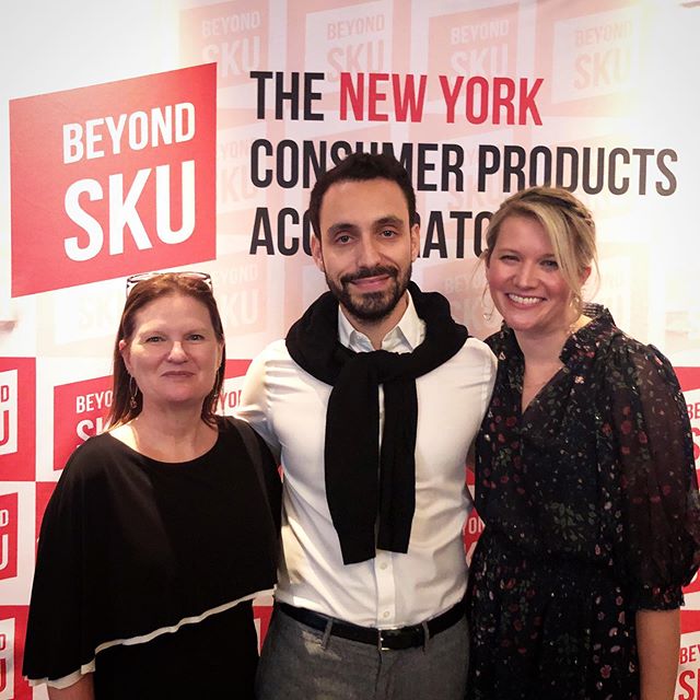 I do A LOT with these two humans. @biscayolo , CFO of @beyondbrands_ and Finance Director of @beyondsku_nyc and @vpark1967 , COO of BeyondBrands and Program Director of BeyondSKU.

There are mentors, yes- and I have and have had great ones. 
And then