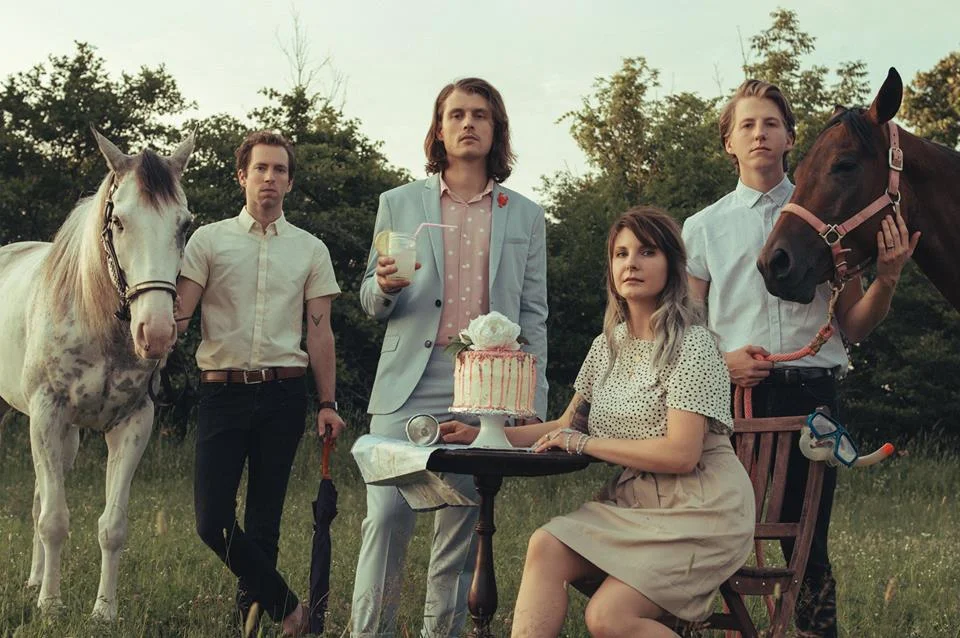 Mike Mains &amp; The Branches @ The Loving Touch