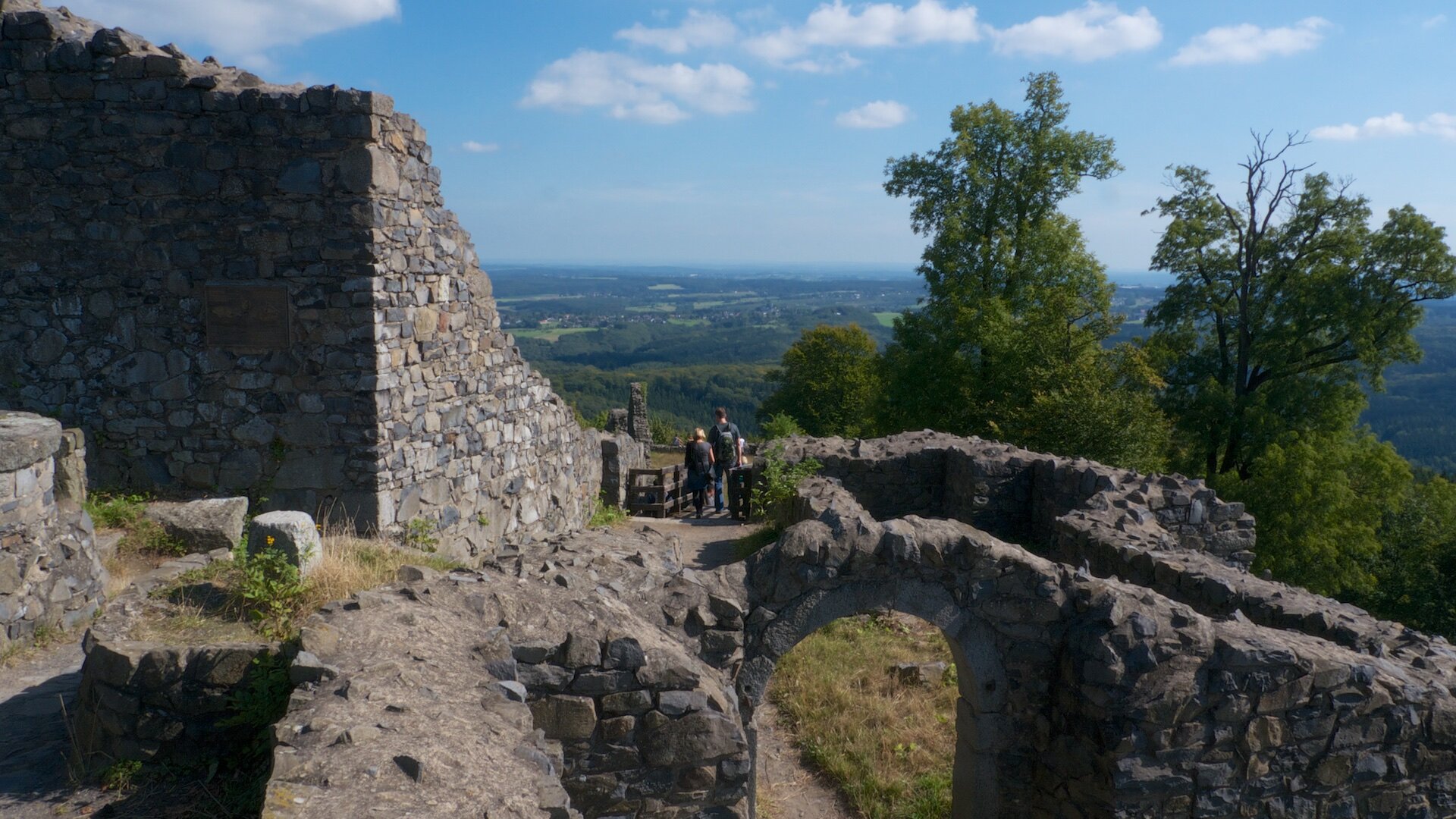 01wandern-löwenburg-runde-12.jpg