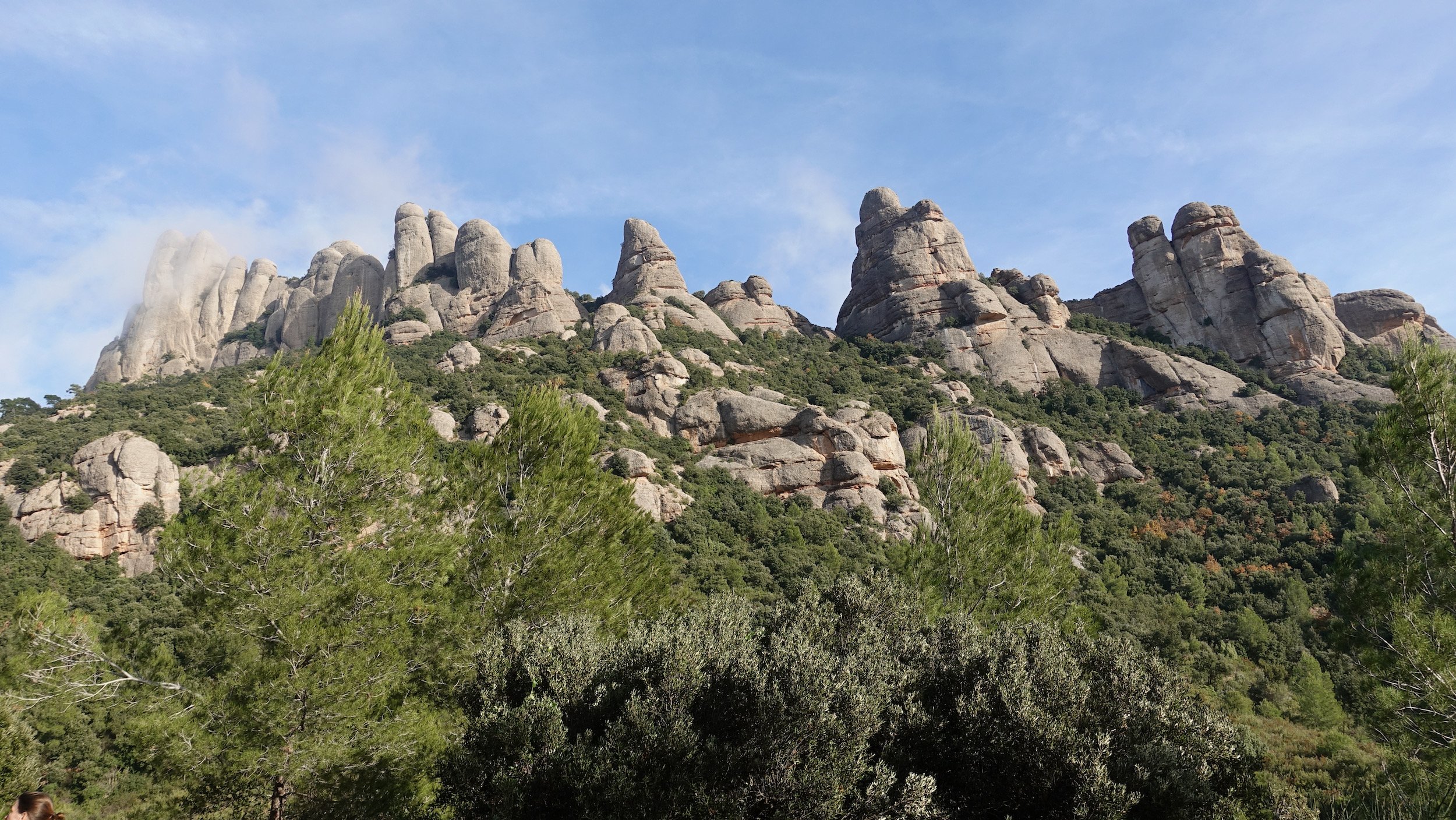 Montserrat Gebirge und Kloster - 3.jpeg
