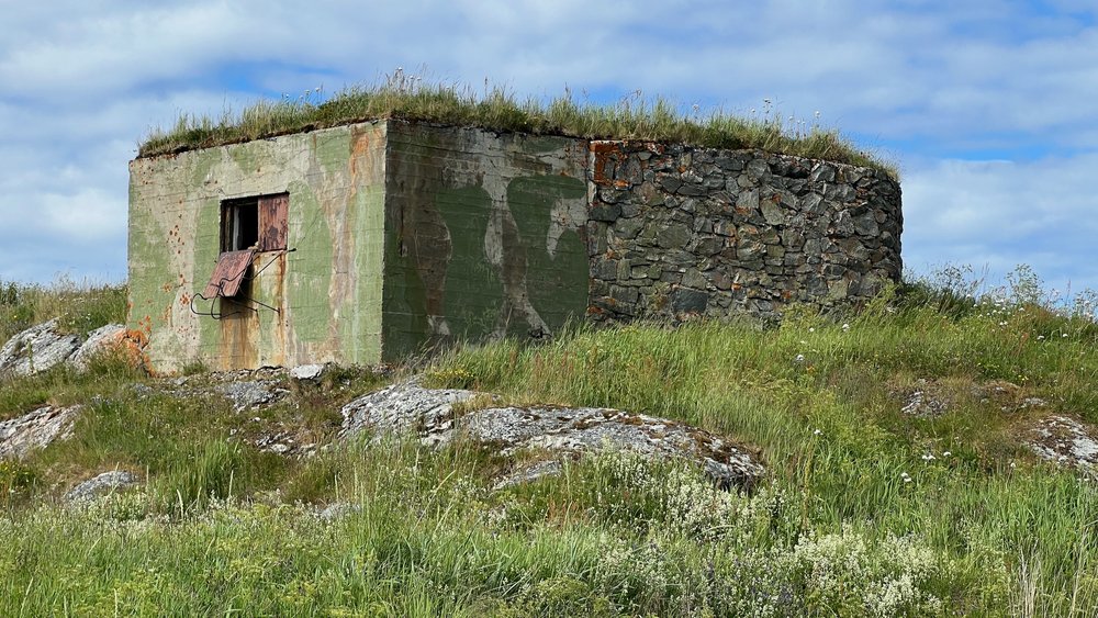 jaybe-norwegen-Senja Skrolsvik Fort - 3.jpeg