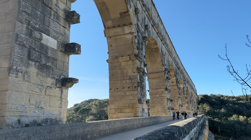 Pont Du Gard  16.58.55.png