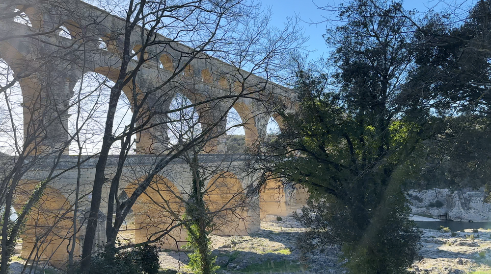 Pont Du Gard  16.59.48.png