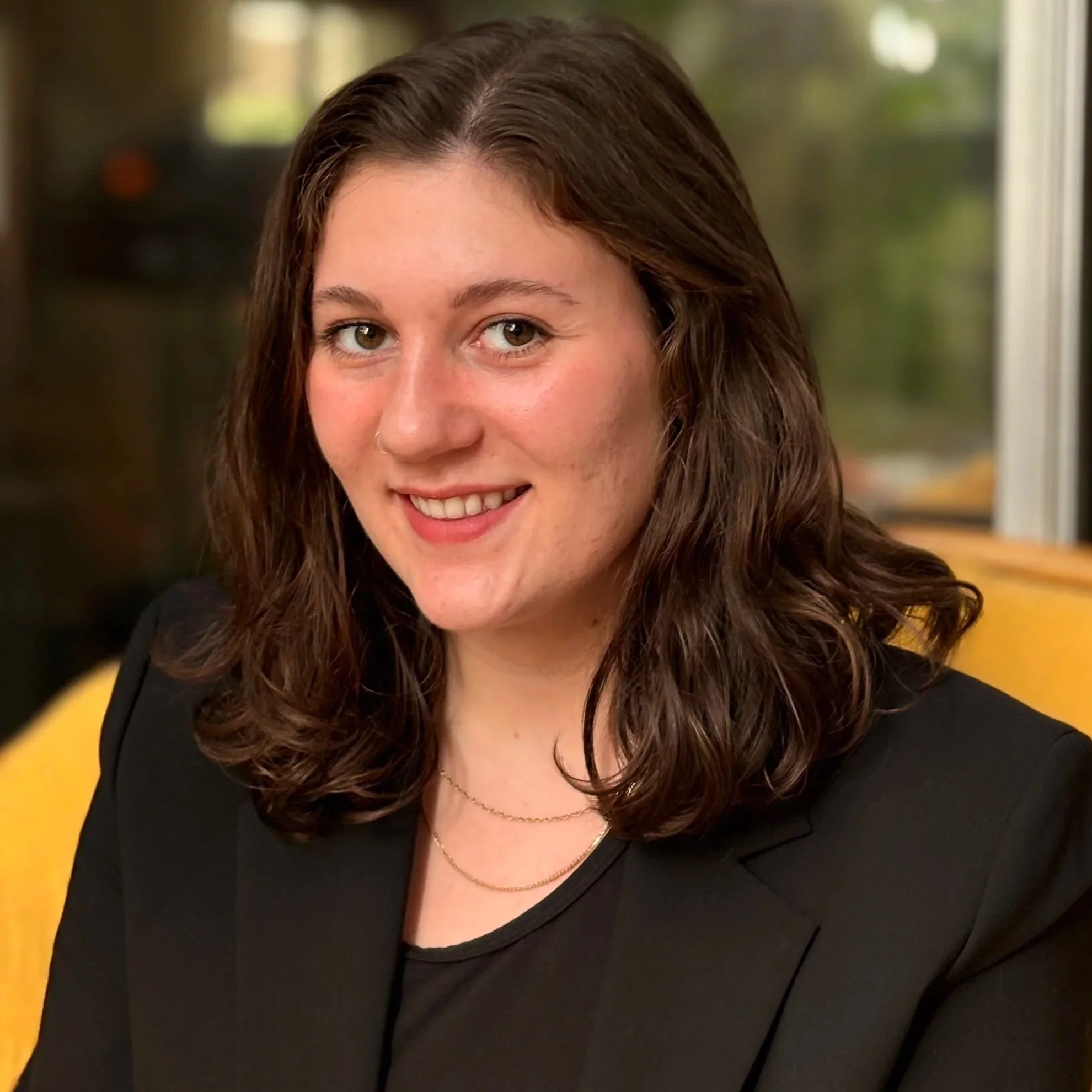 Sarah Buschi, BA