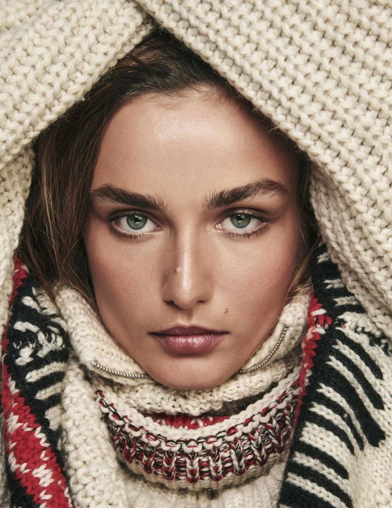 VOGUE PARIS WELL OCT 18- 2.jpg