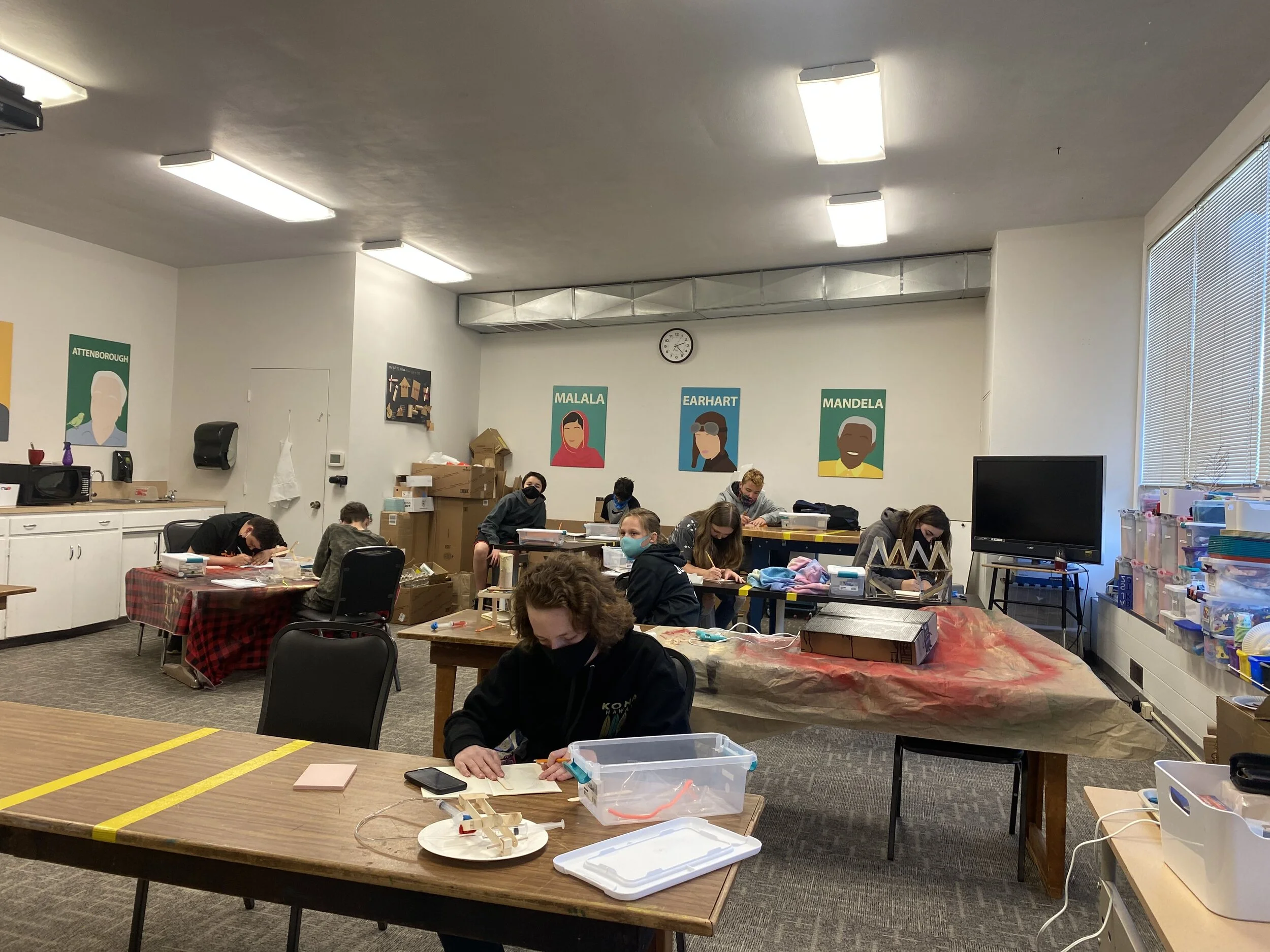 7th and 8th graders in STEAM Lab