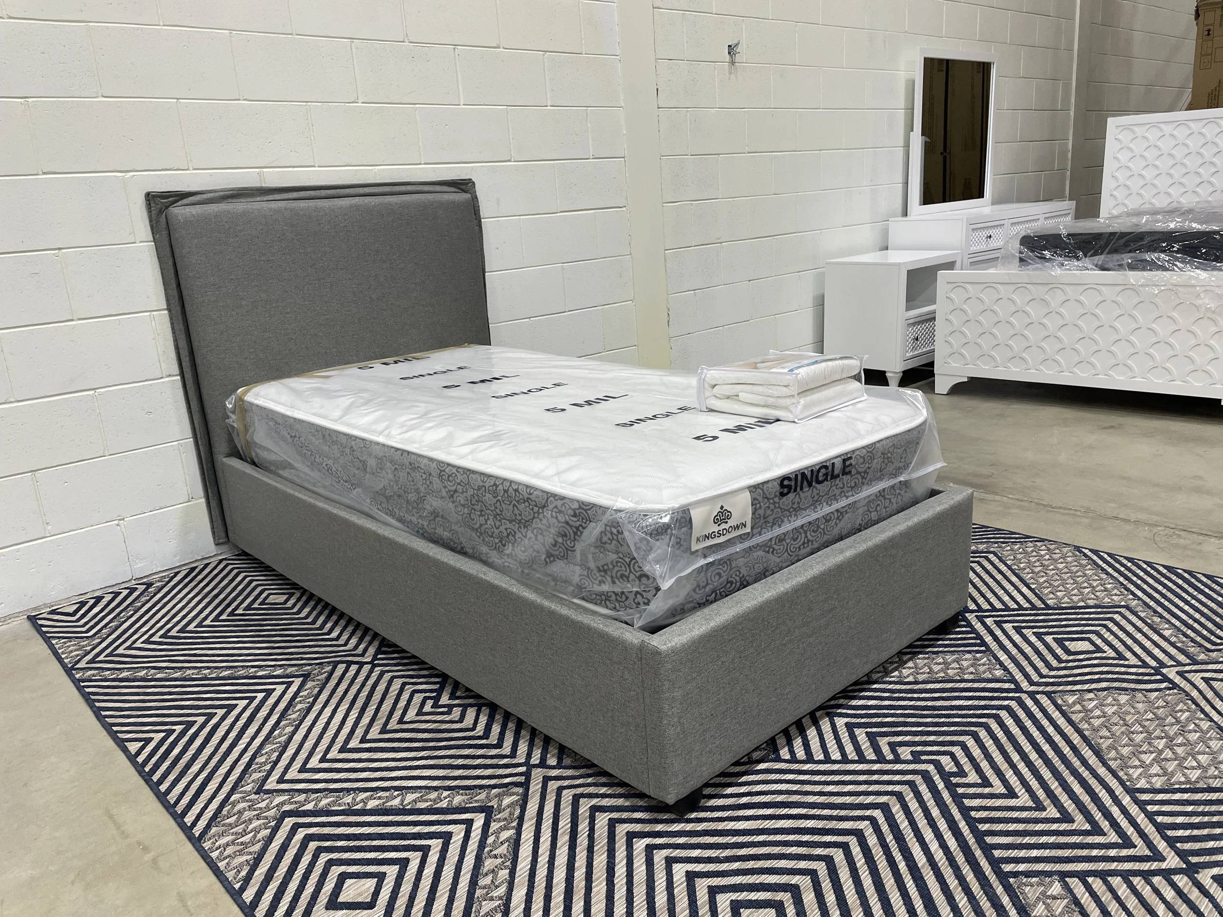 #384 BR.jpg