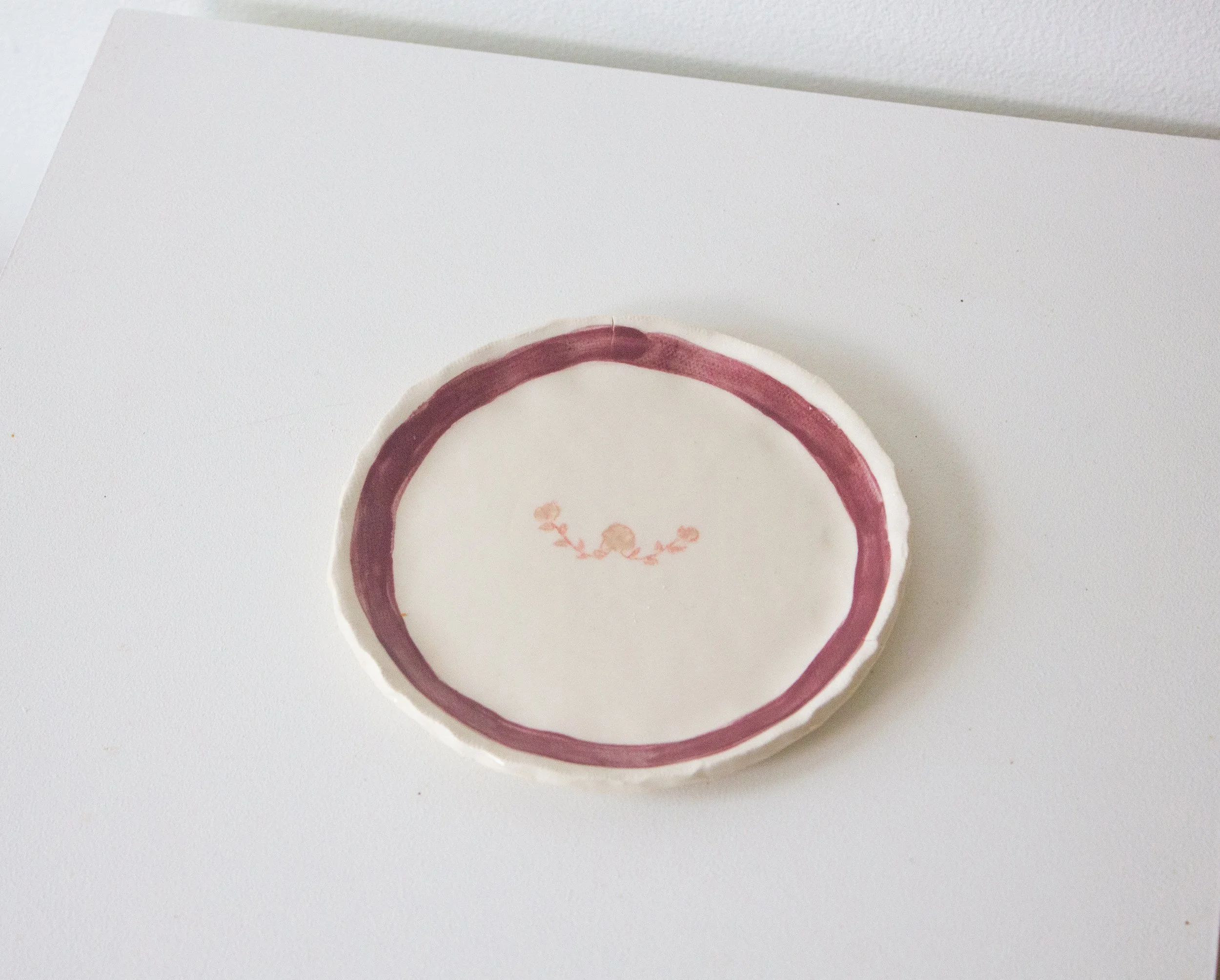 Cornflower Catchall Plate- Merlot