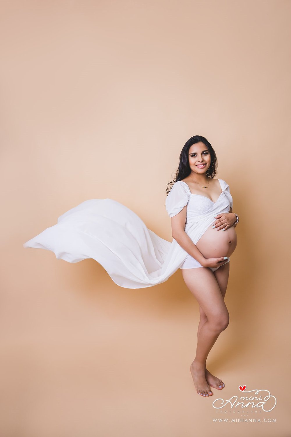 MiniAnna2022-ClaudiaCastillo-Maternity-8426-retouchedsrgb.jpg