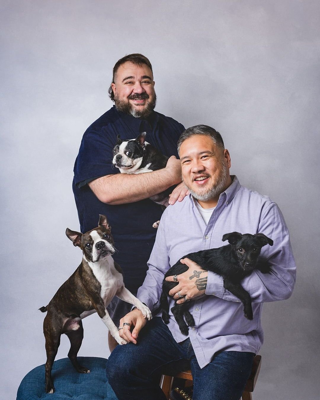 This amazing family came to the studio the other day wanting to celebrate and preserve the memories with their furry babies. Especially Bosco, the baby standing on his hind legs. 3 months ago, this sweet baby got the diagnosis that he would only live