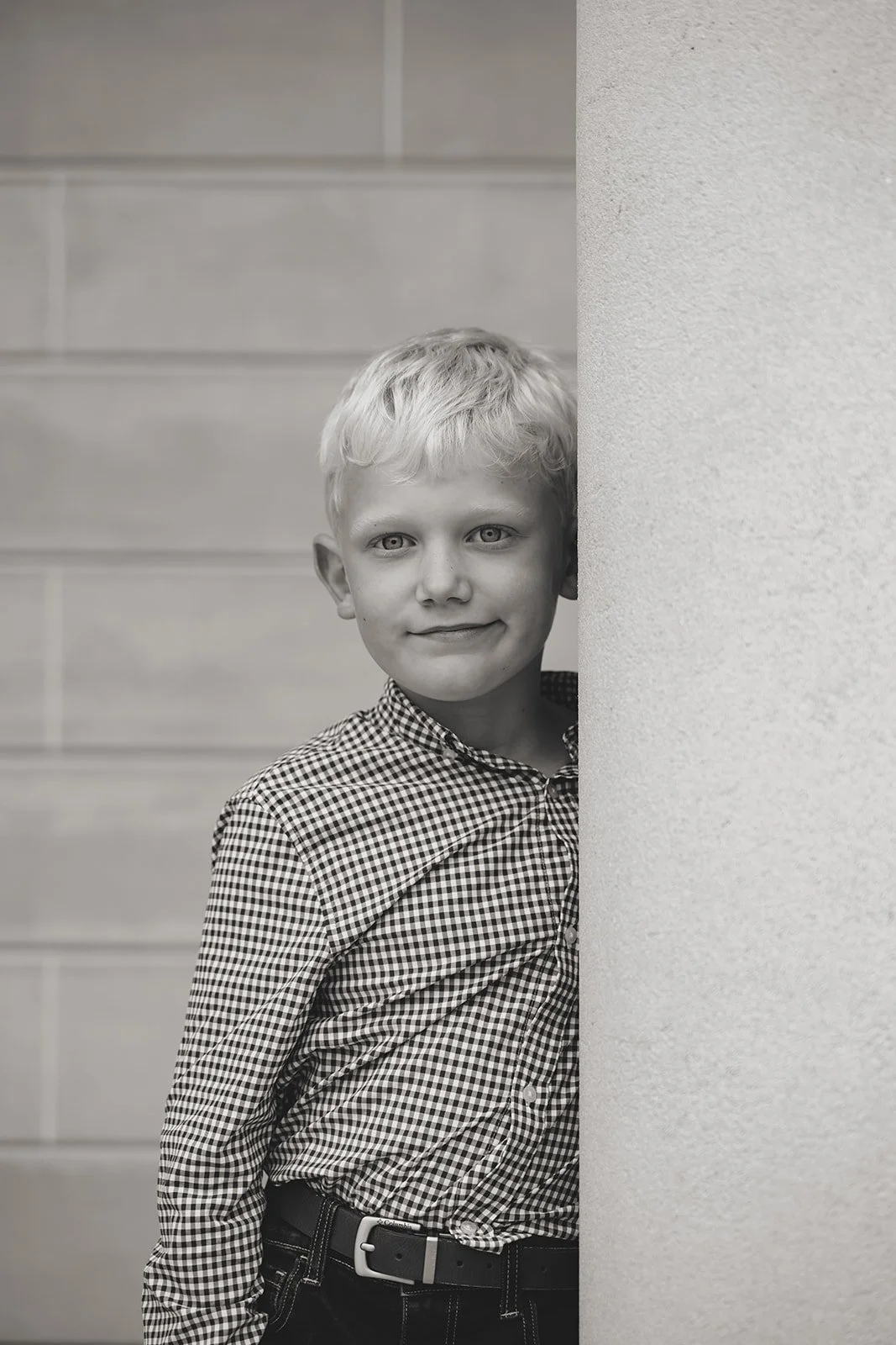 MiniAnnaPhotography2024-Howe-SharonPersson-1266srgb-bw.jpg