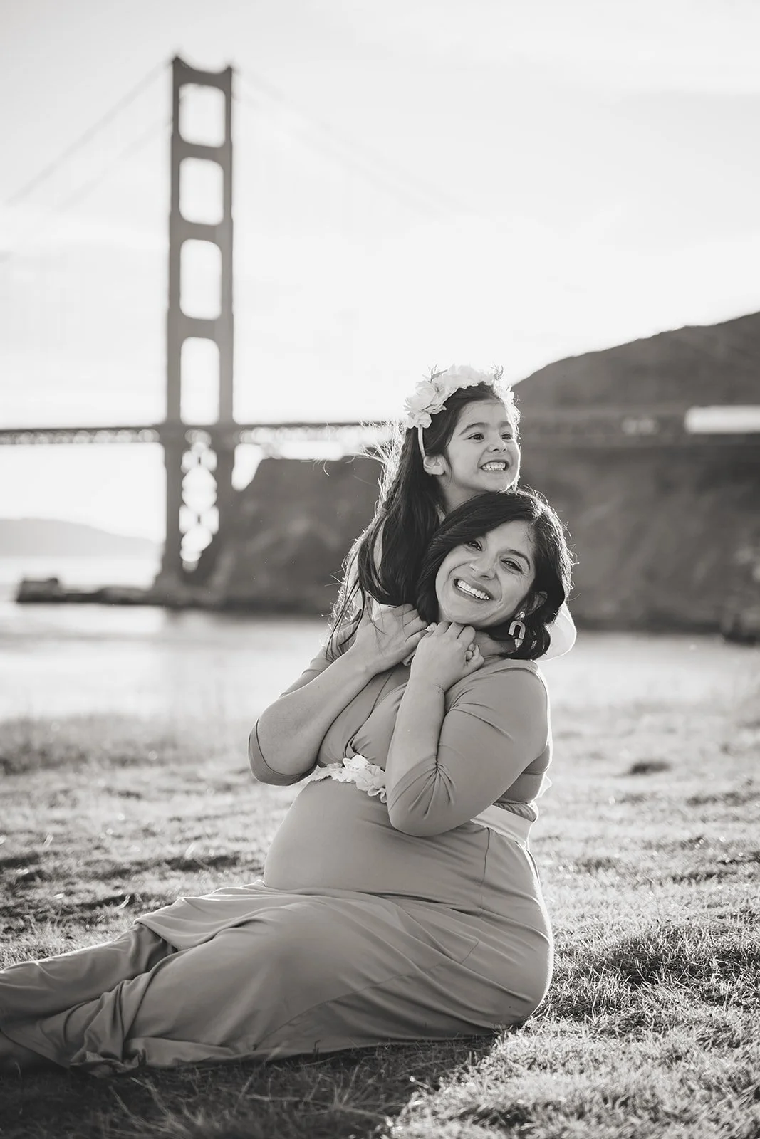MiniAnnaPhotography2024-RubiNavarro-Maternity-2541srgb-bw.jpg