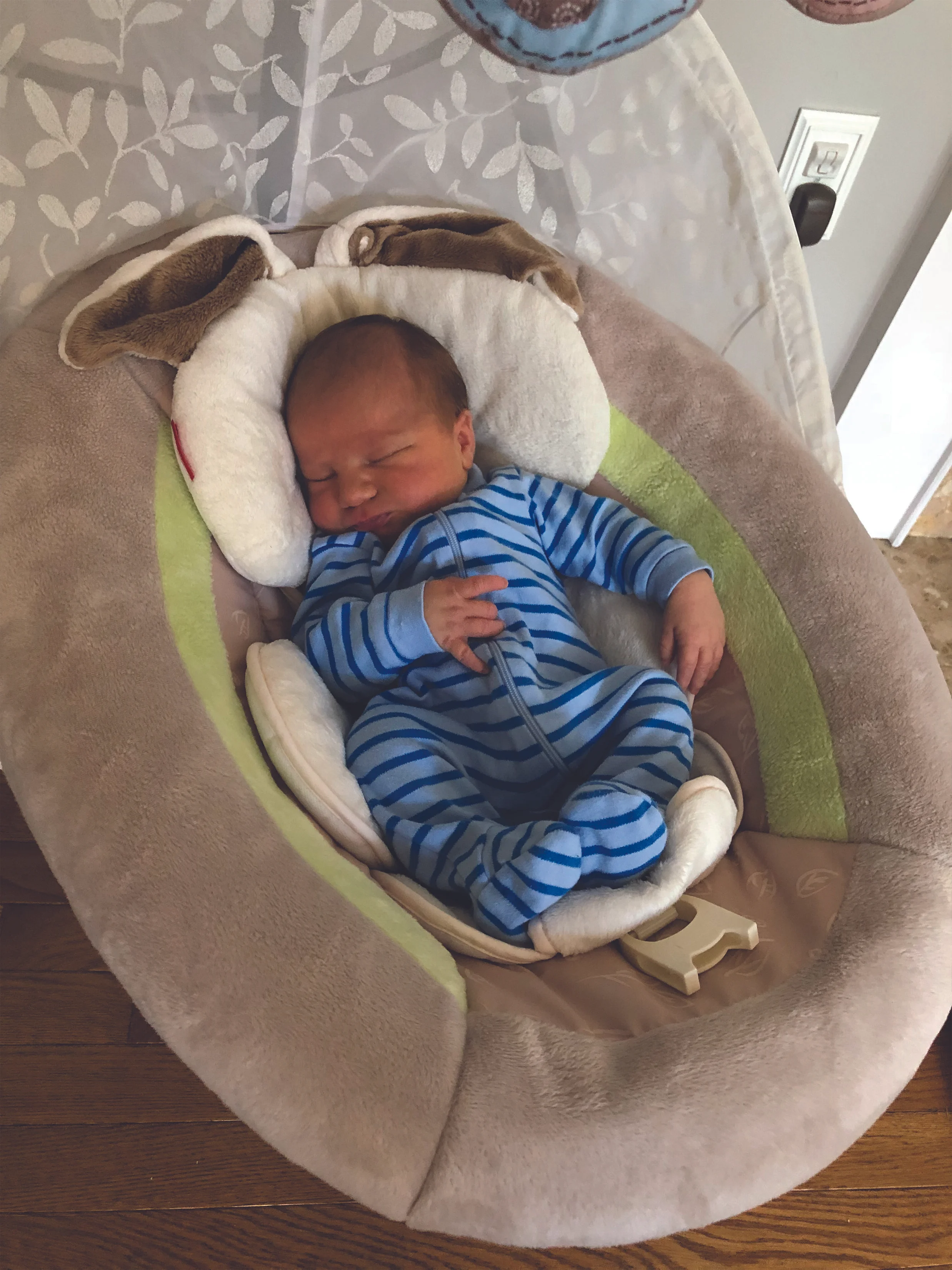 This is the 3rd baby to use this swing (note its still in excellent shape!). Also note the zippered sleeper. I was SO not kidding :)