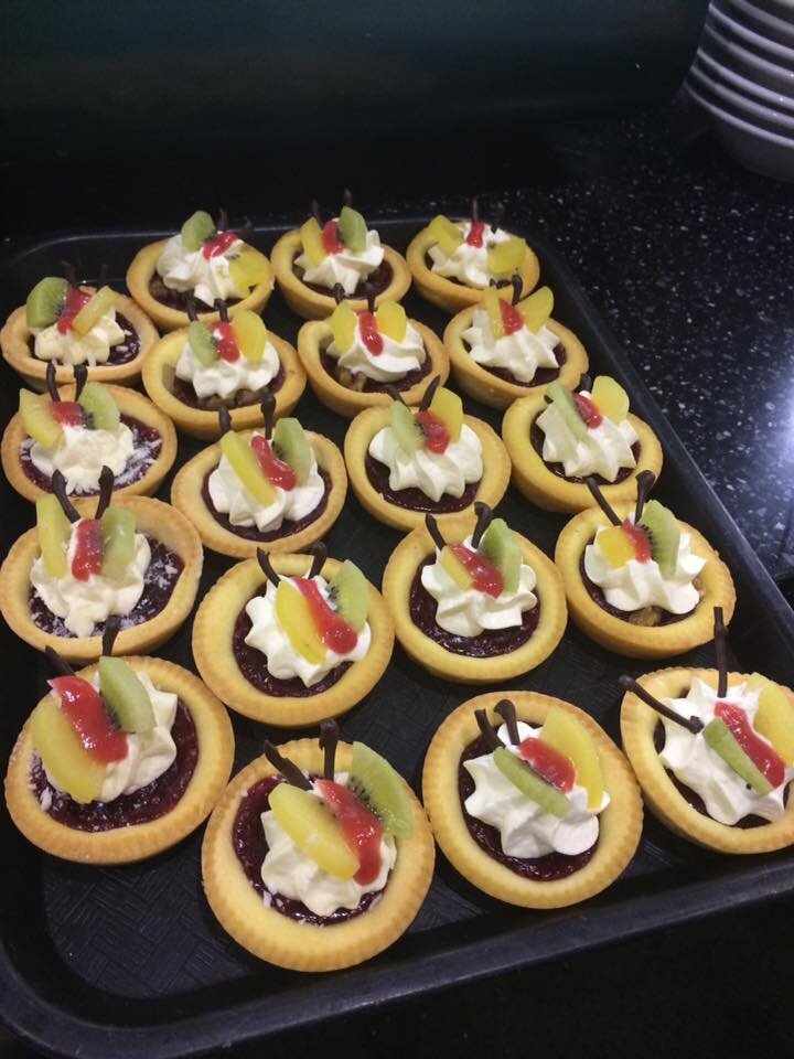 mini fruit tarts.jpg