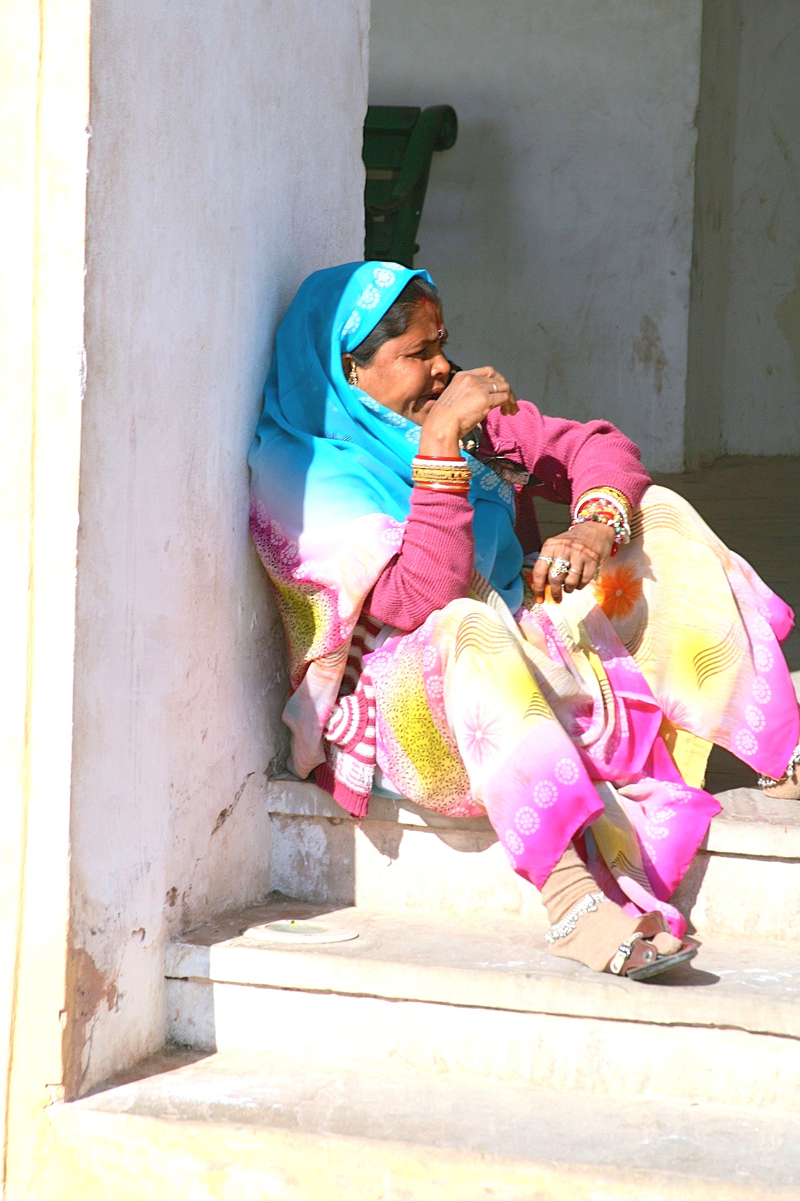 Temple worker, Jaipur, India