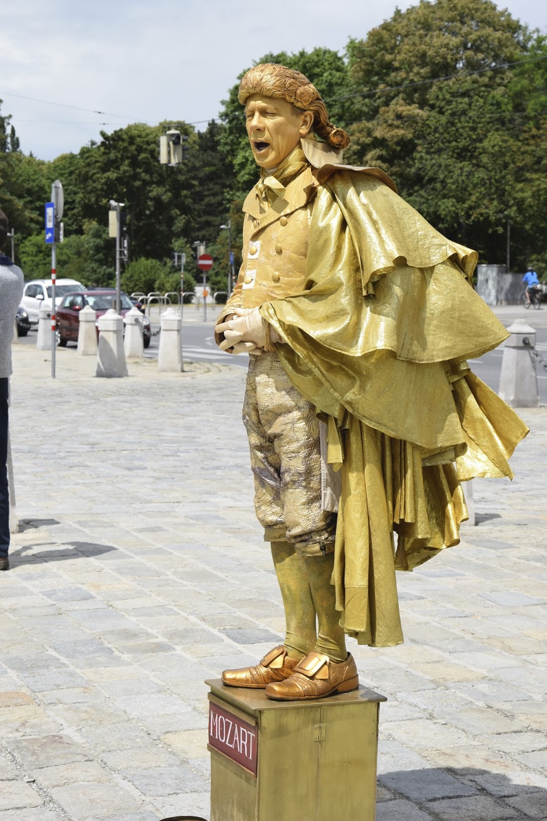 Living statue of Mozart, Vienna, Austria