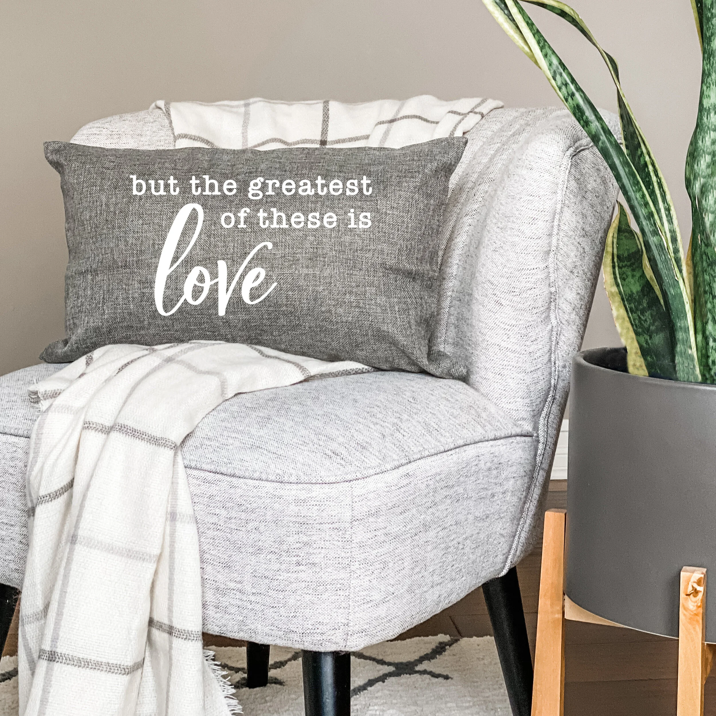 pillow3.jpg