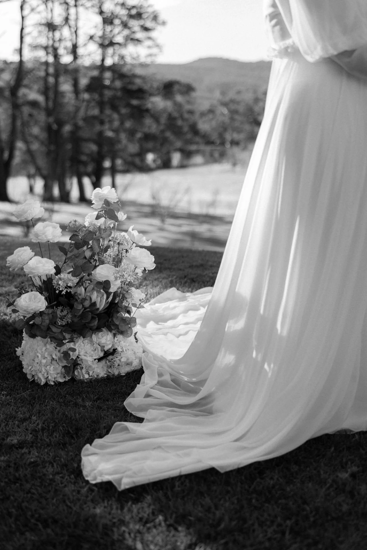 chapel-hill-retreat-wedding-photos-111.jpg
