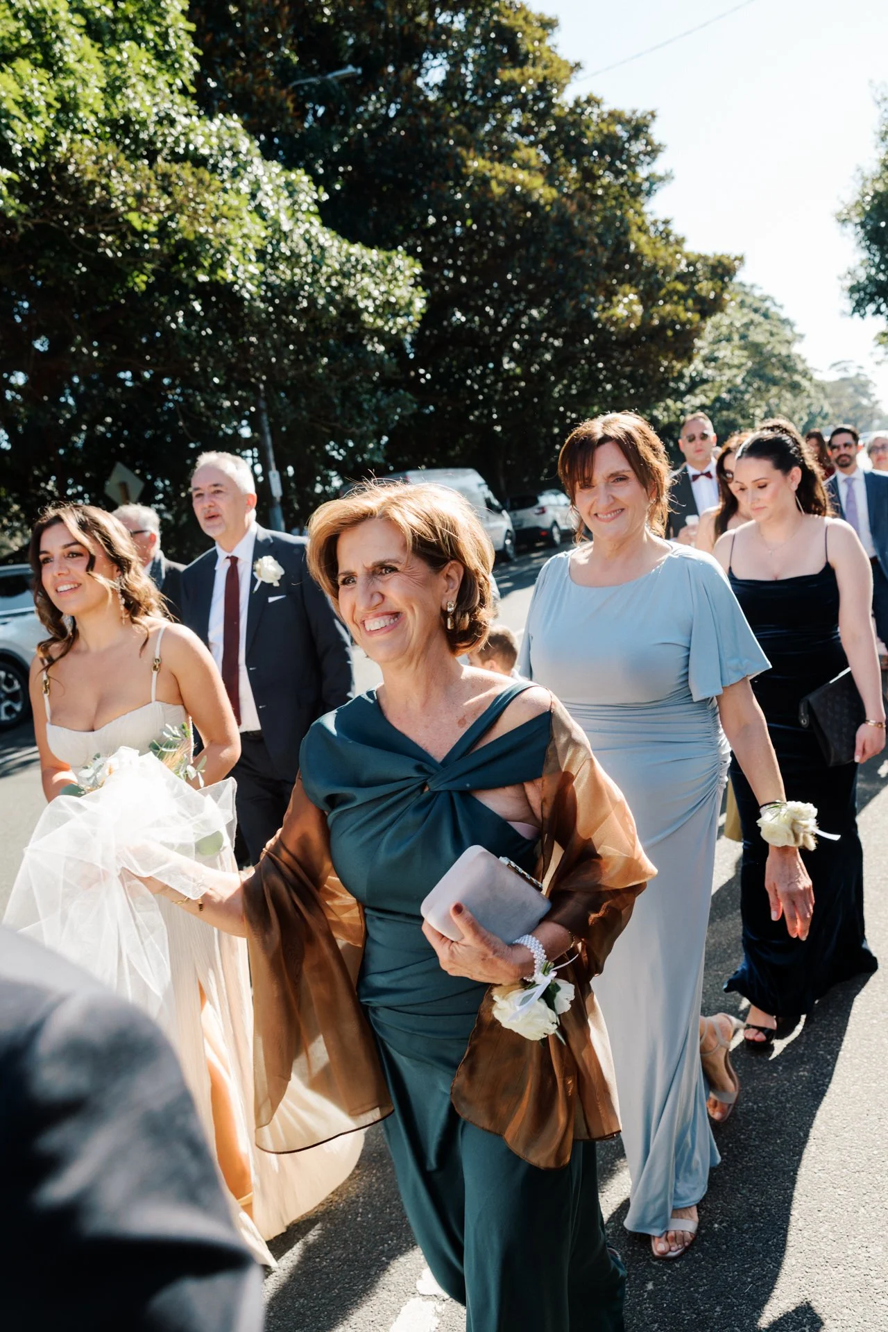 three-blue-ducks-wedding-photos-067.jpg