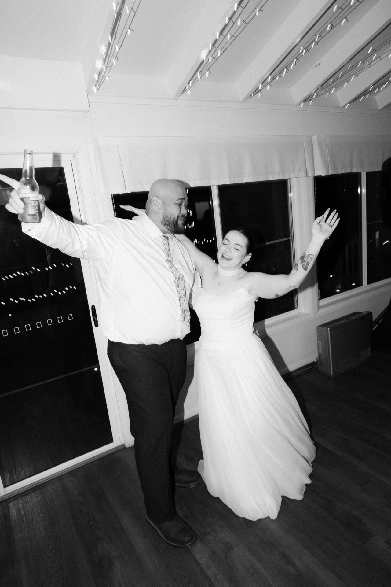 chapel-hill-retreat-wedding-photos-218.jpg