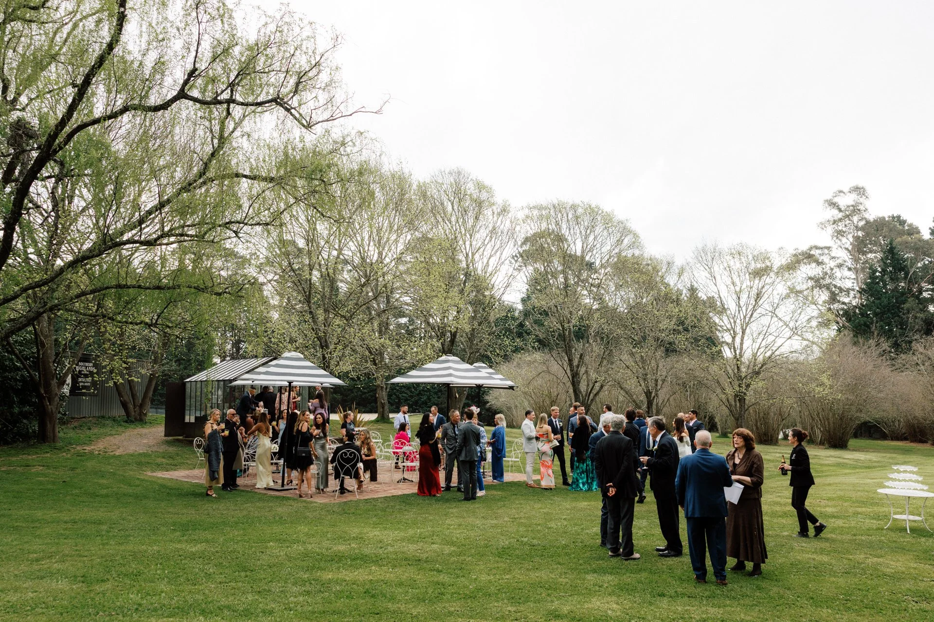 montrose-house-sutton-forrest-wedding-photo-052.jpg