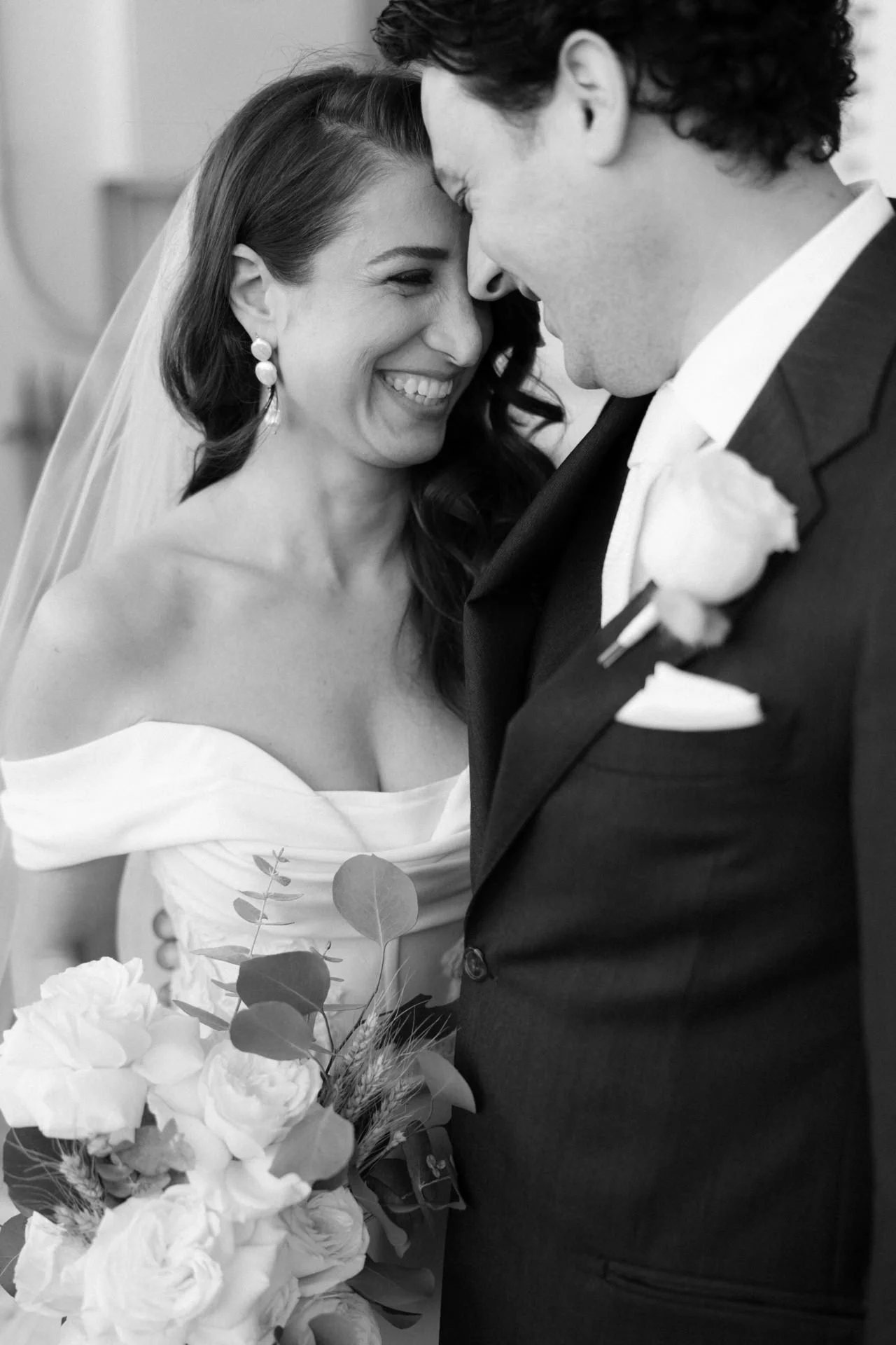 three-blue-ducks-wedding-photos-117.jpg