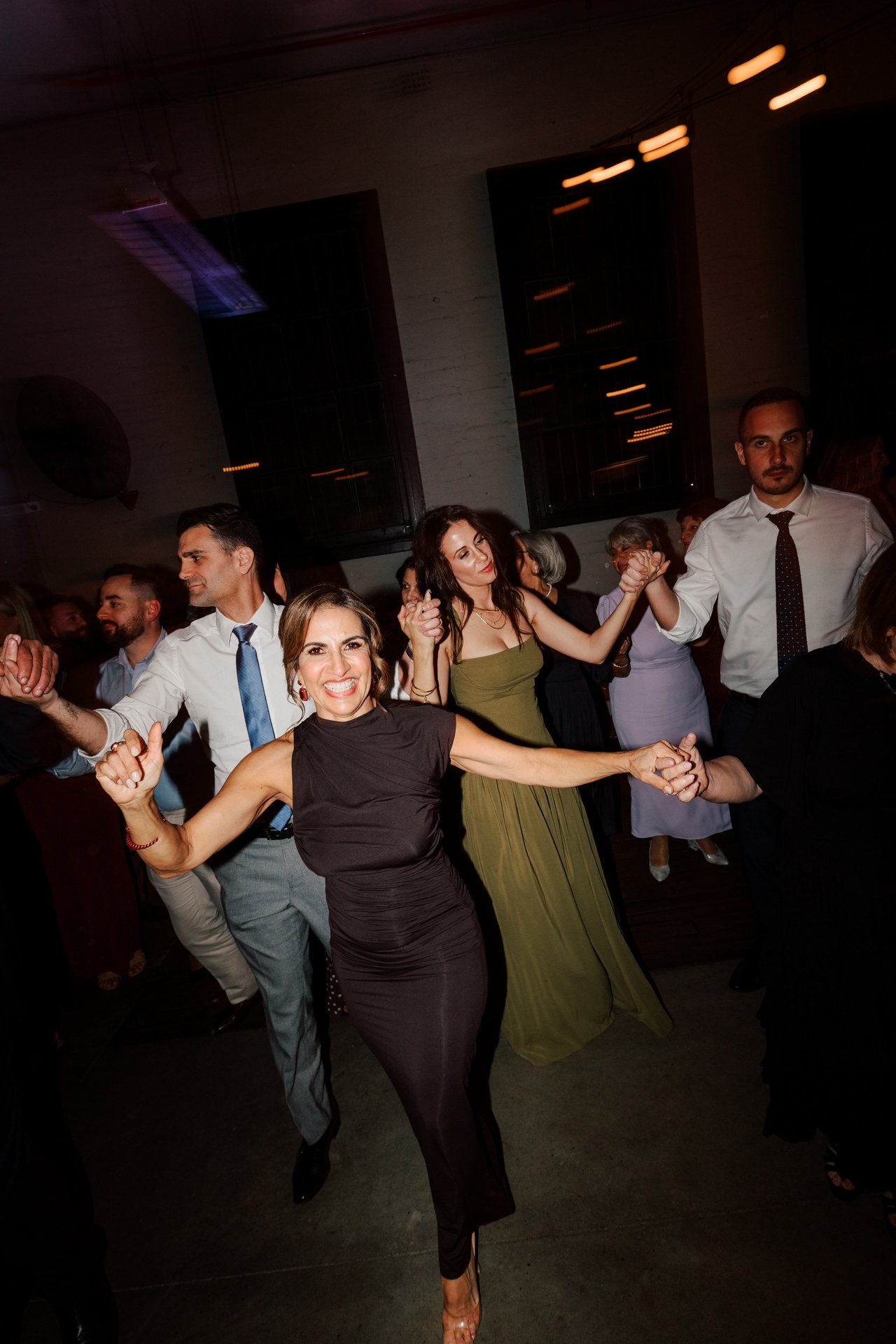 three-blue-ducks-wedding-photos-195.jpg