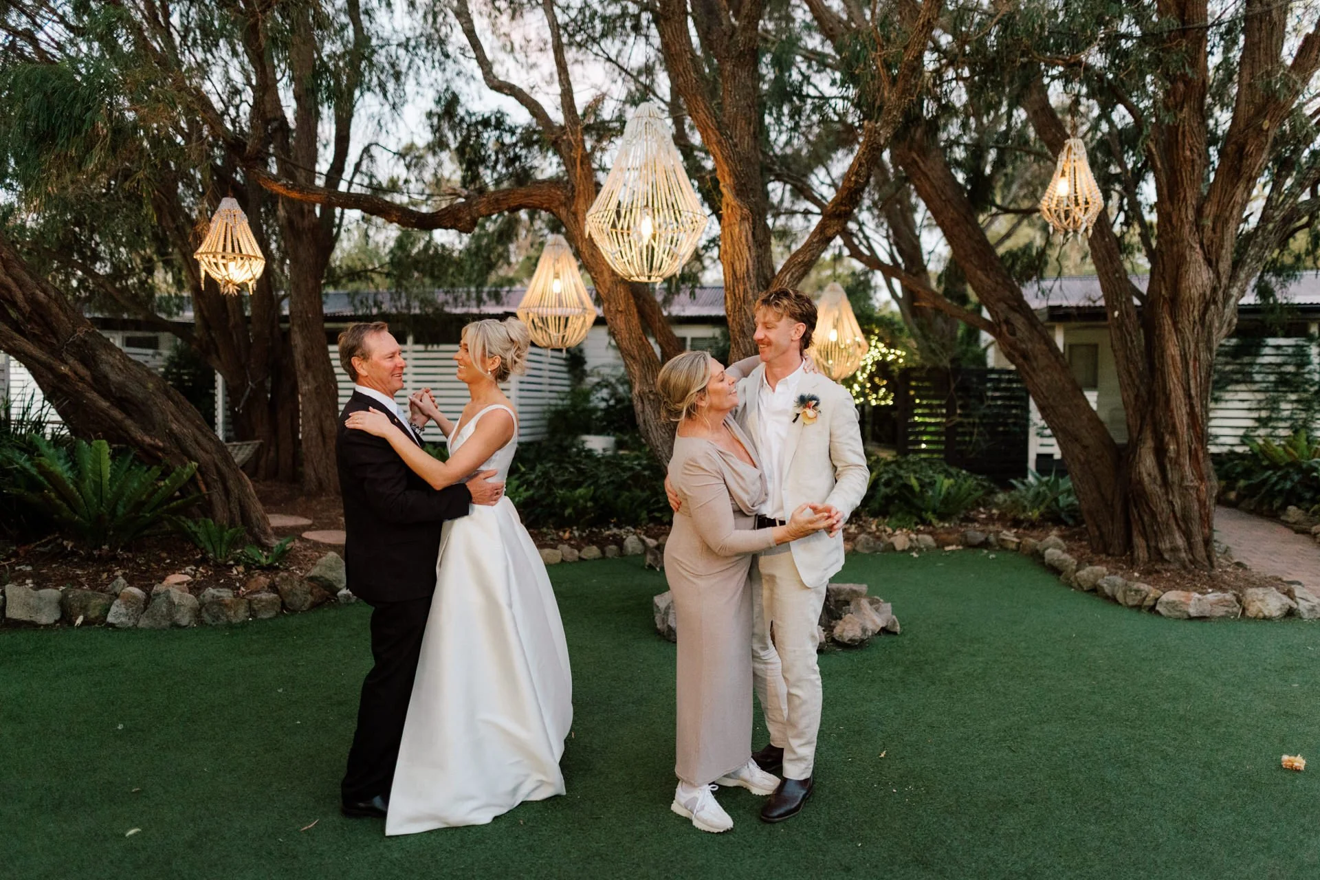 the-cove-jervis-bay-wedding-photos-088.jpg