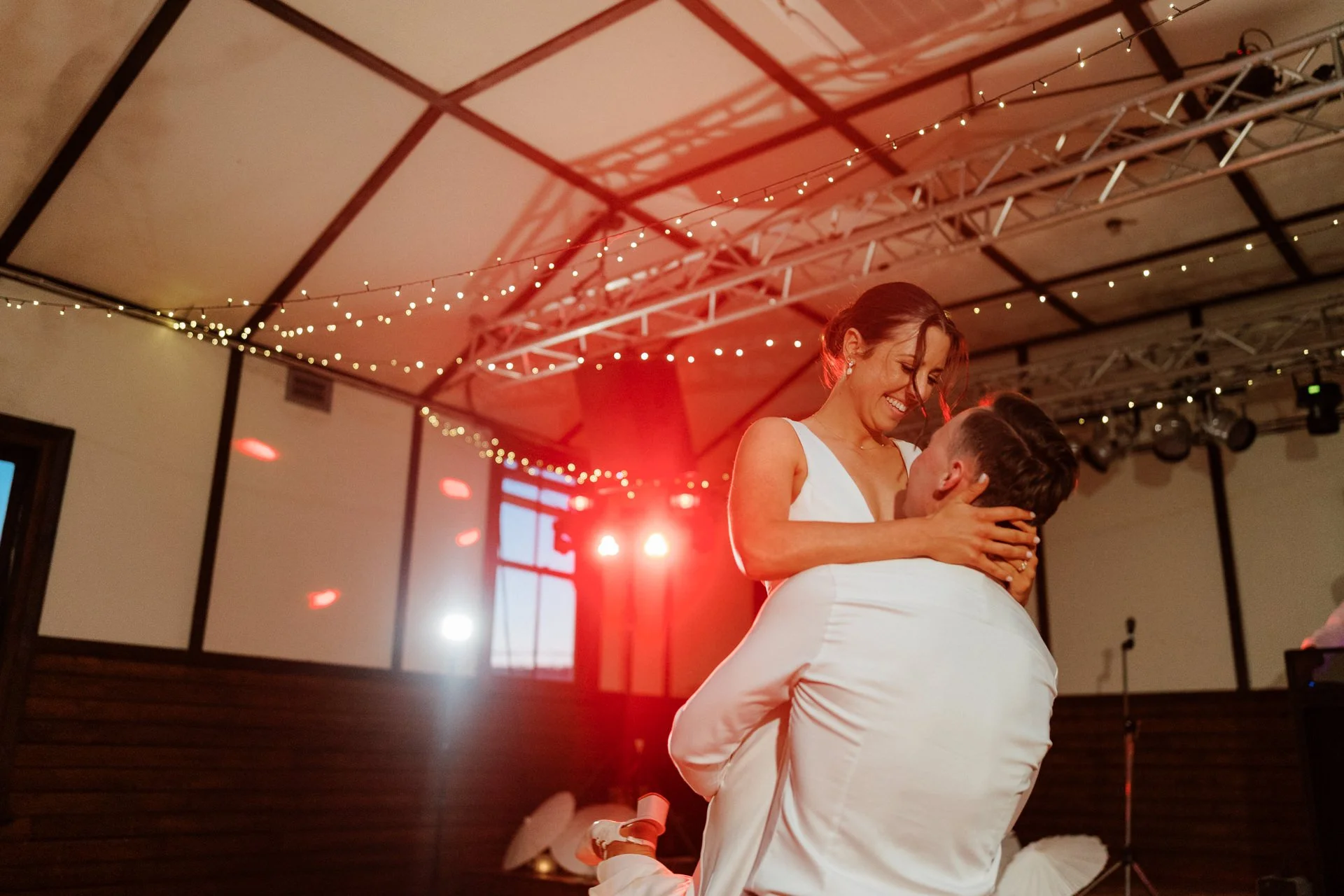 Canobolas-Dance-Hall-wedding-photos-sunset-244.jpg